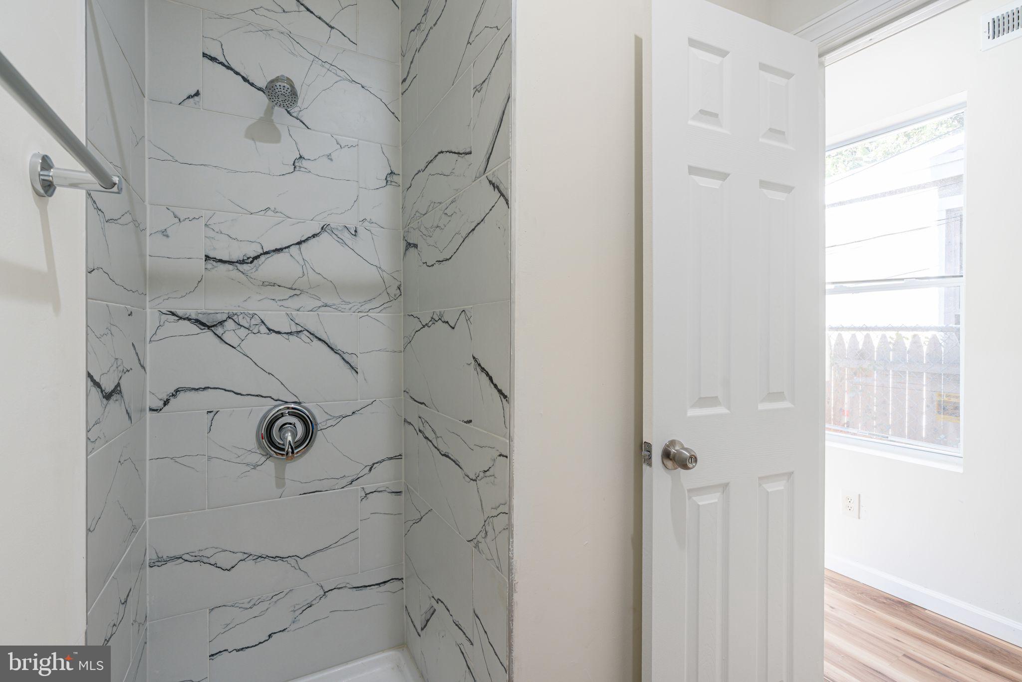 PORT RICHMOND - Residential