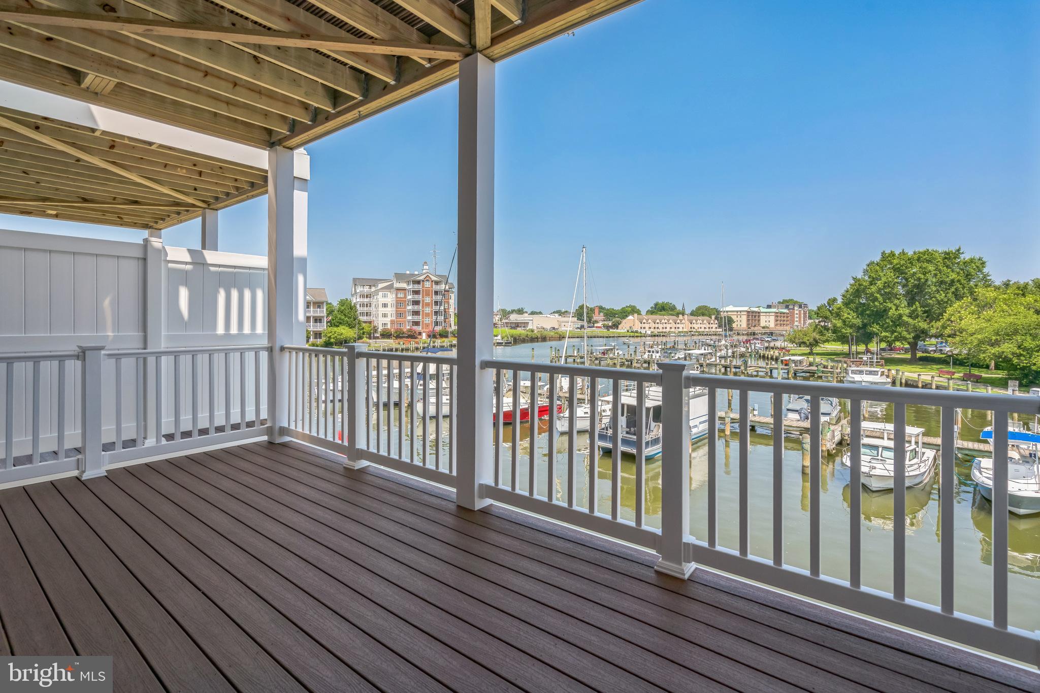 10 RIVERSIDE WHARF