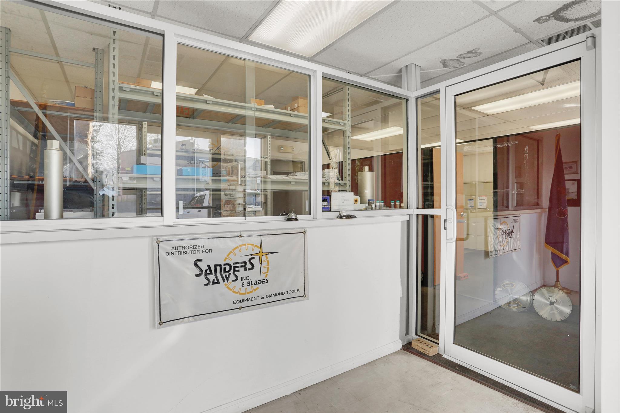 2470 CONESTOGA AVENUE