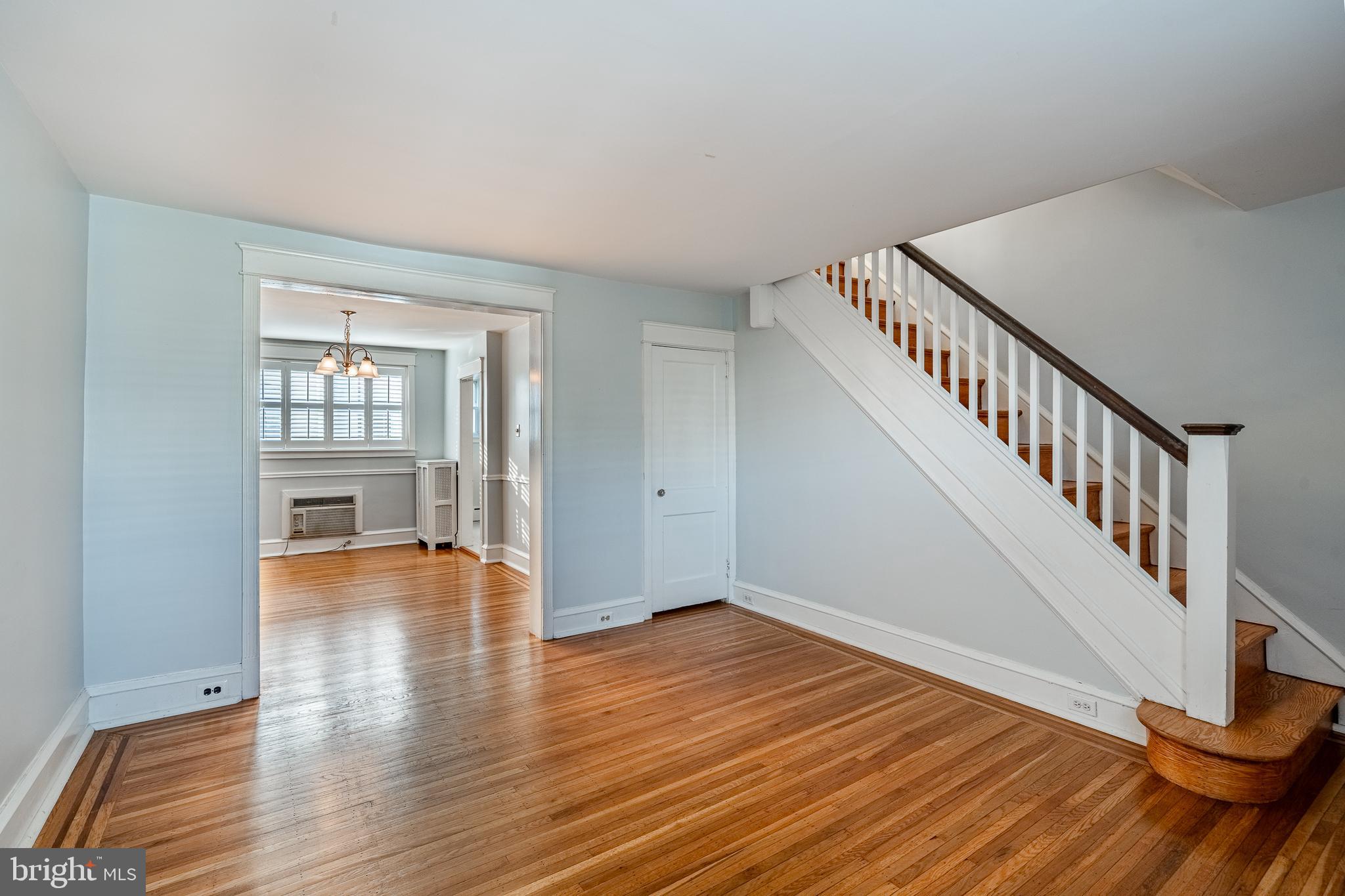 EAST FALLS - Residential