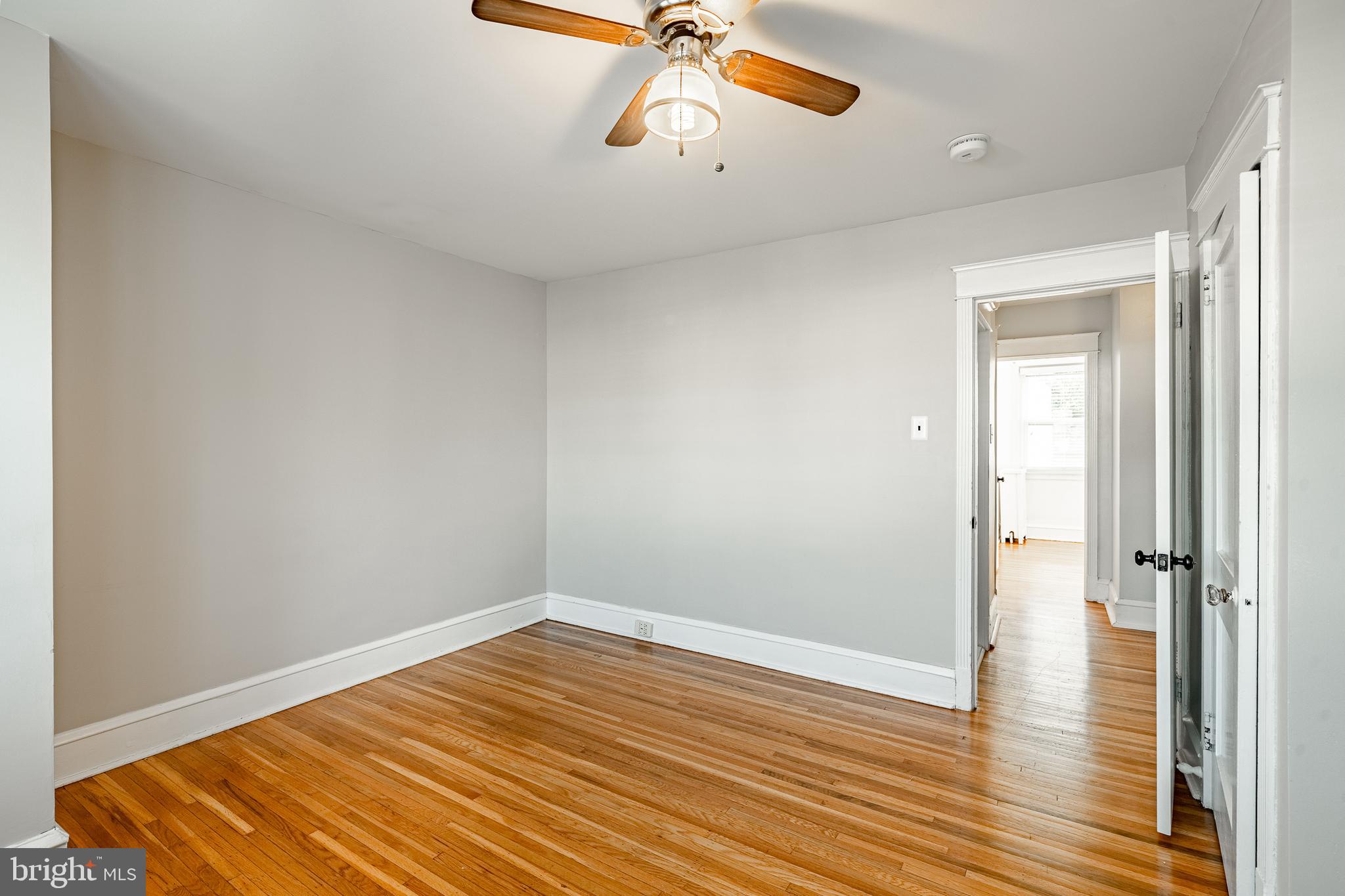 EAST FALLS - Residential