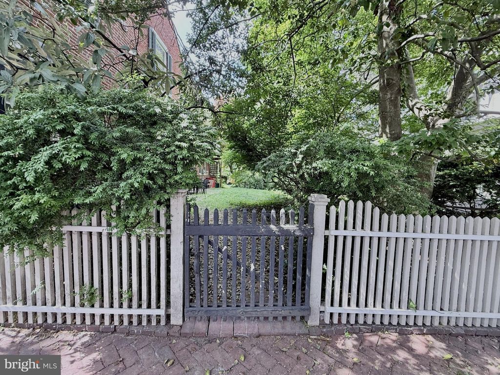 Photo of 529 E King Street, LANCASTER, PA 17602 (MLS # PALA2088290)