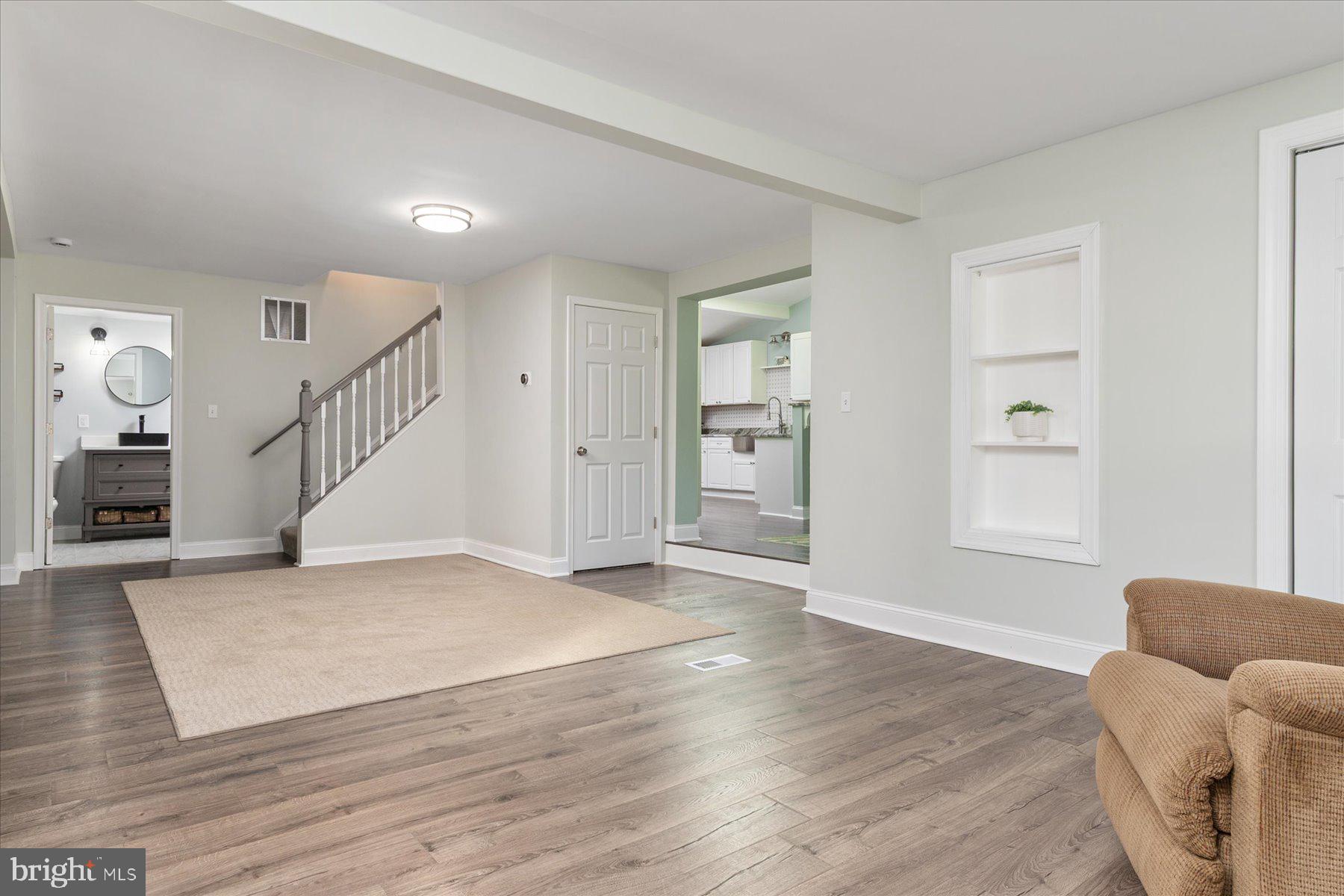 LINTHICUM HEIGHTS - Residential