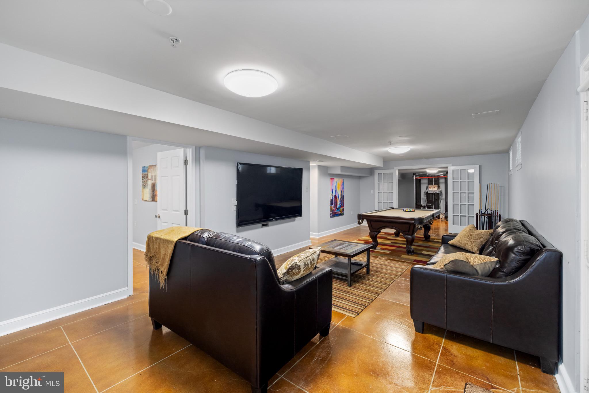 TANTALLON ON THE POTOMAC - Residential