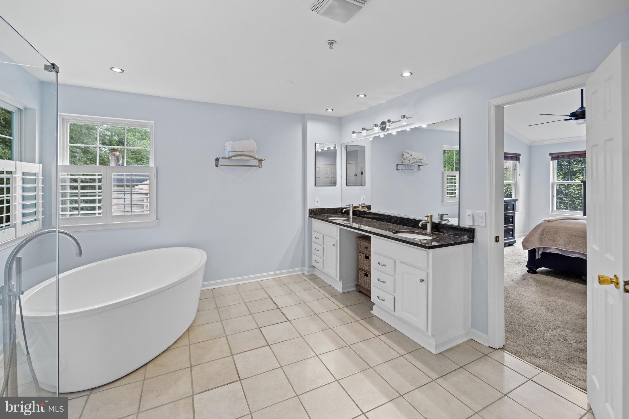 TANTALLON ON THE POTOMAC - Residential