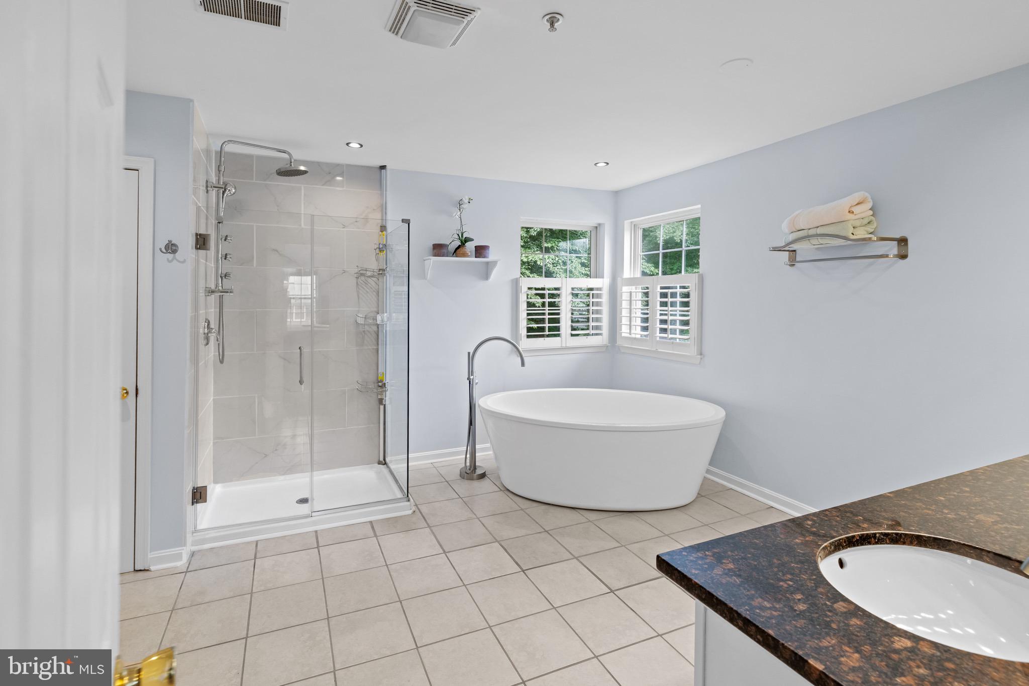 TANTALLON ON THE POTOMAC - Residential