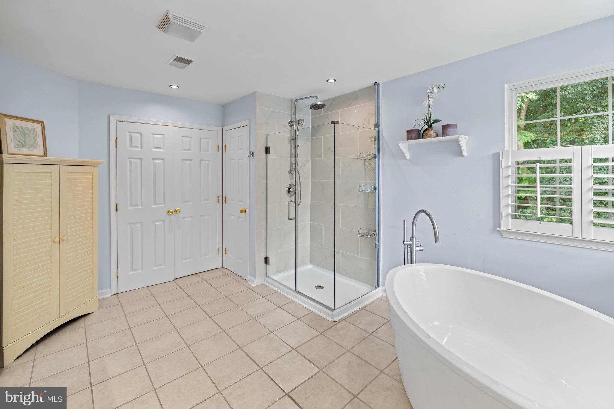 TANTALLON ON THE POTOMAC - Residential