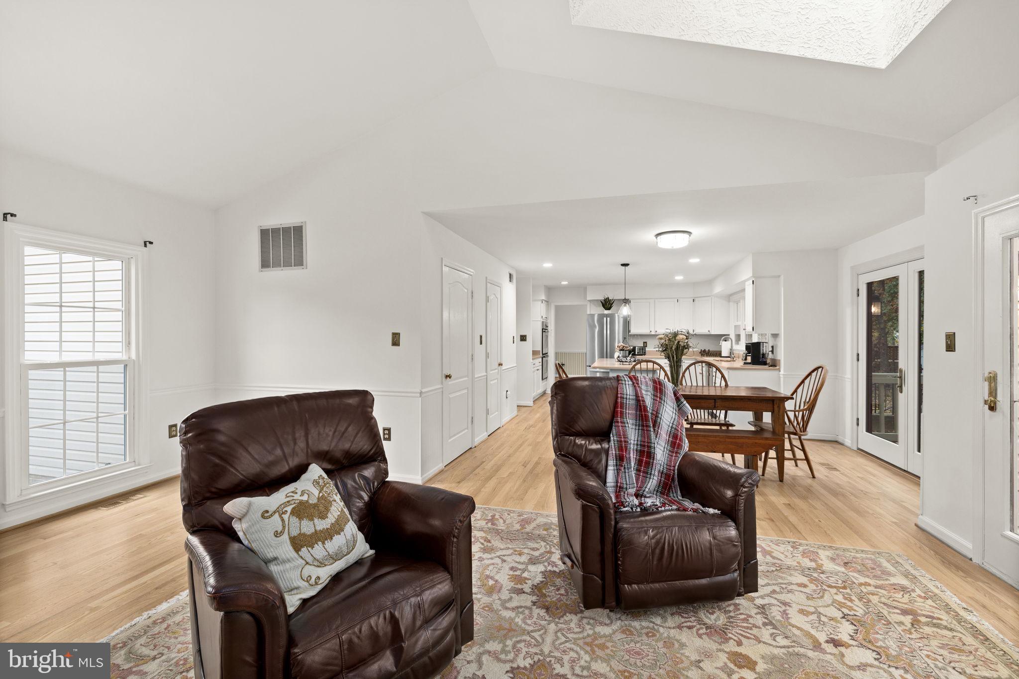 KINGSWOOD - Residential