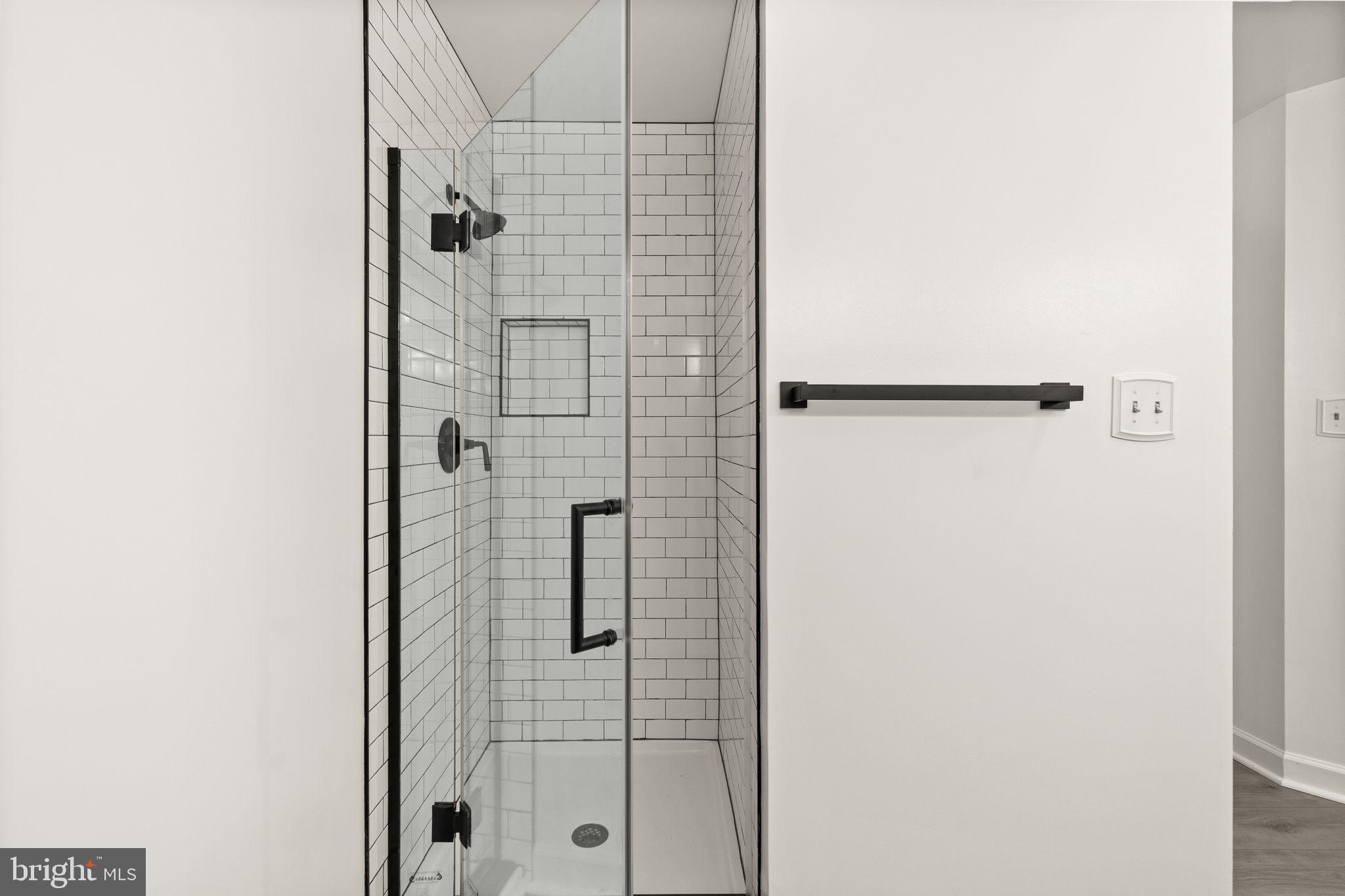 KINGSWOOD - Residential