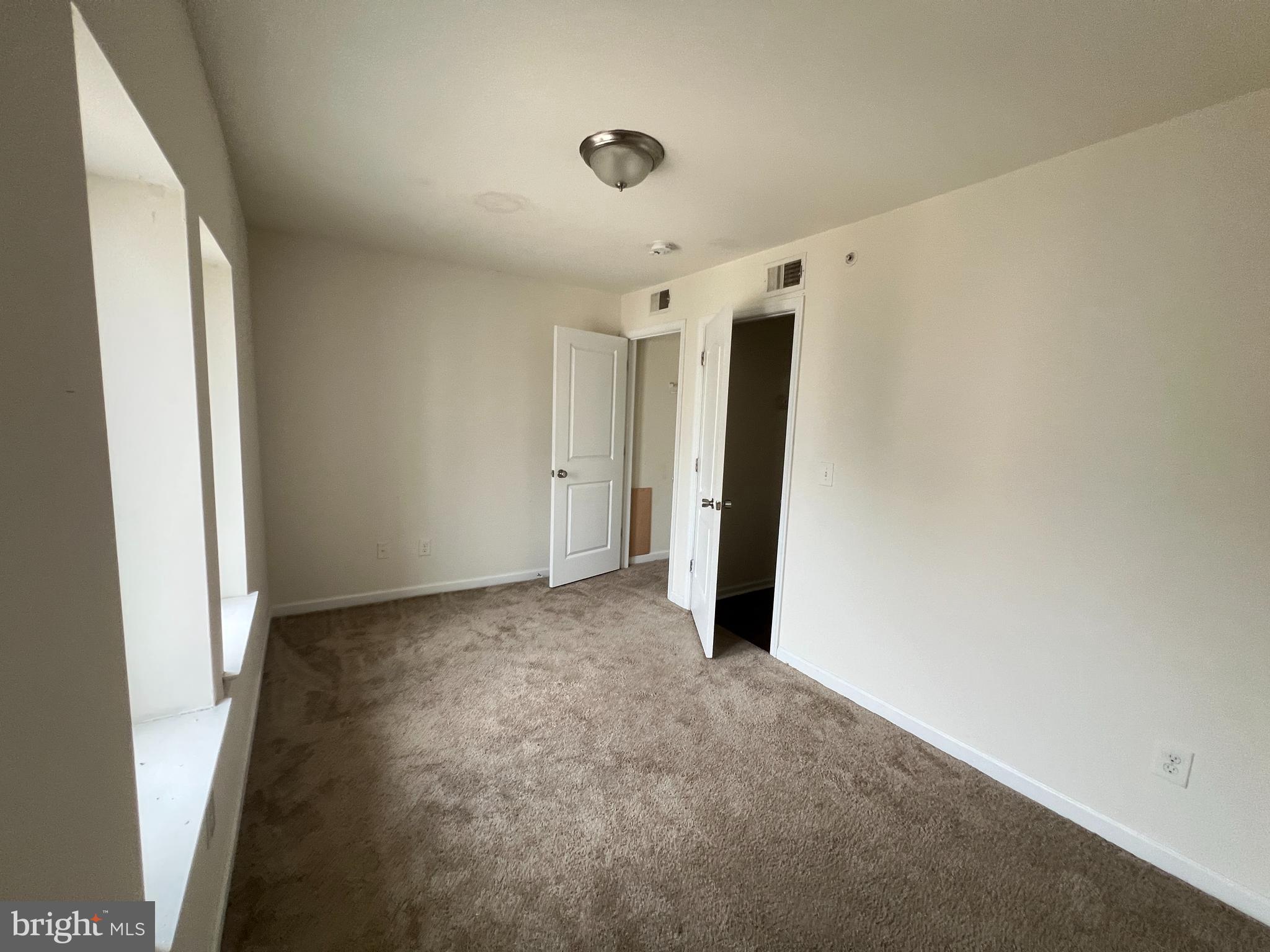 PHILADELPHIA - Residential Lease