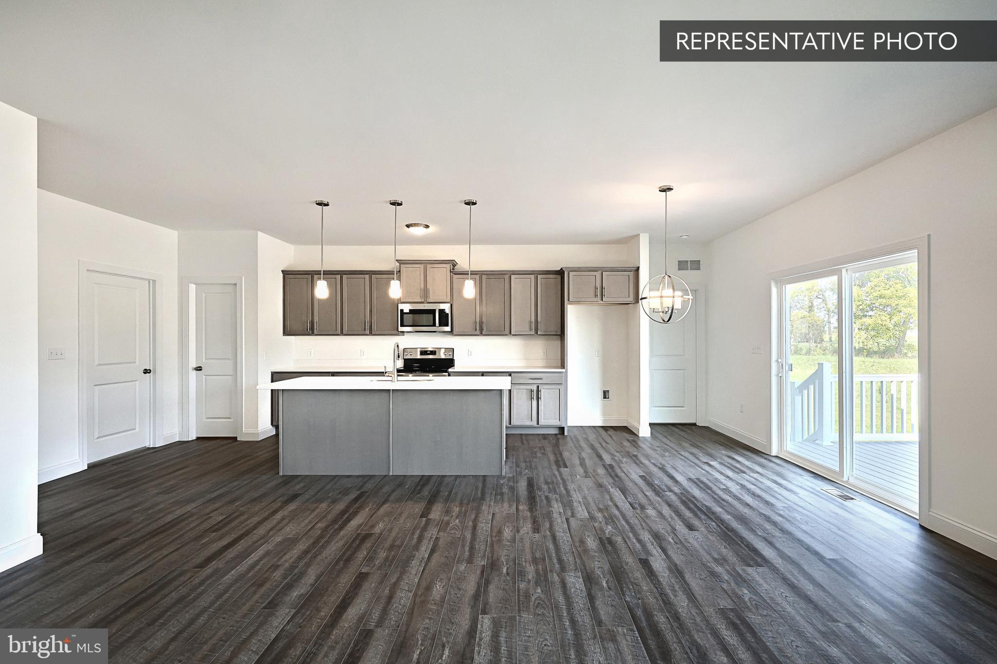 SUMMIT RIDGE - Residential