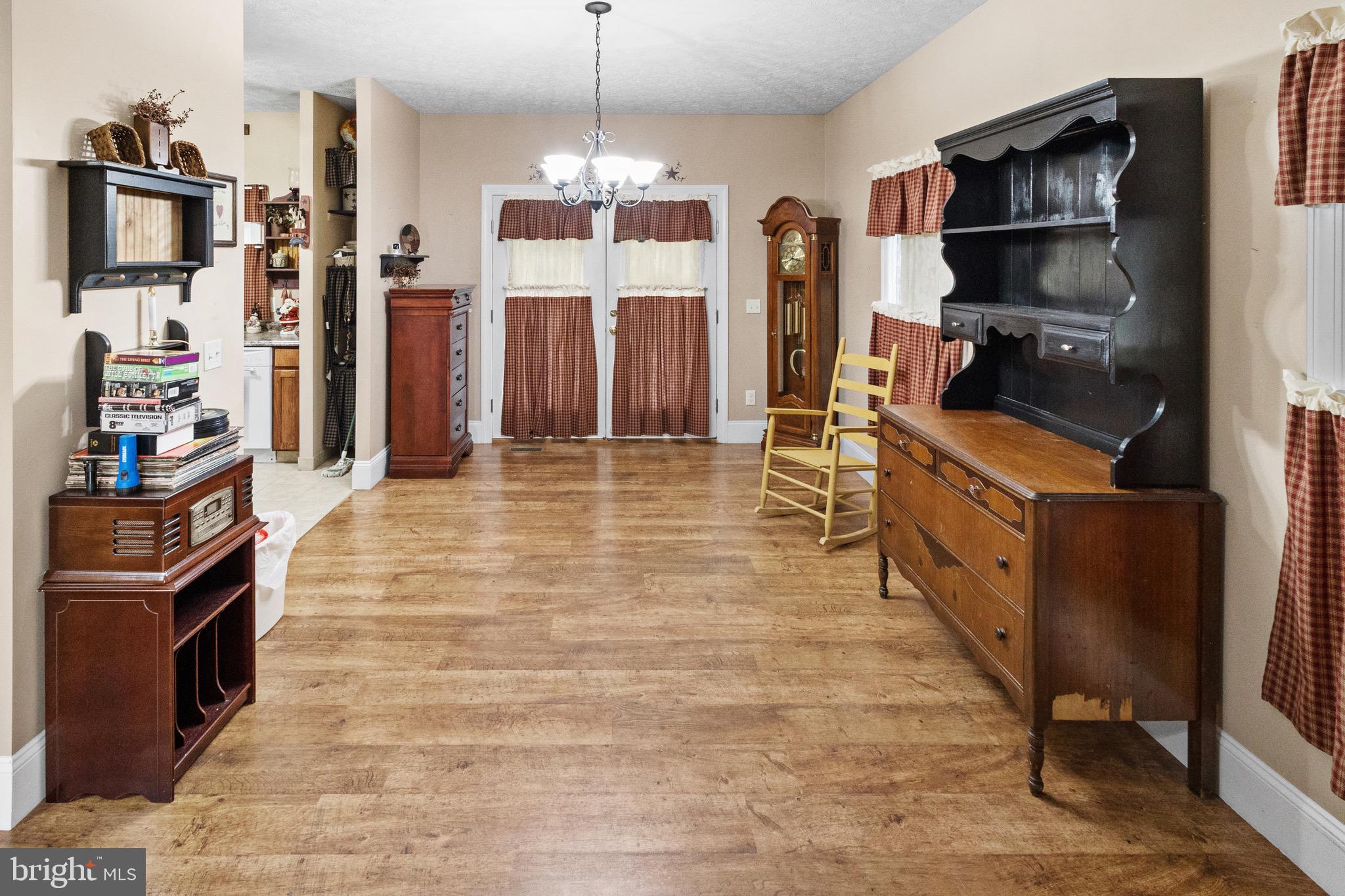 MARTINSBURG CITY - Residential