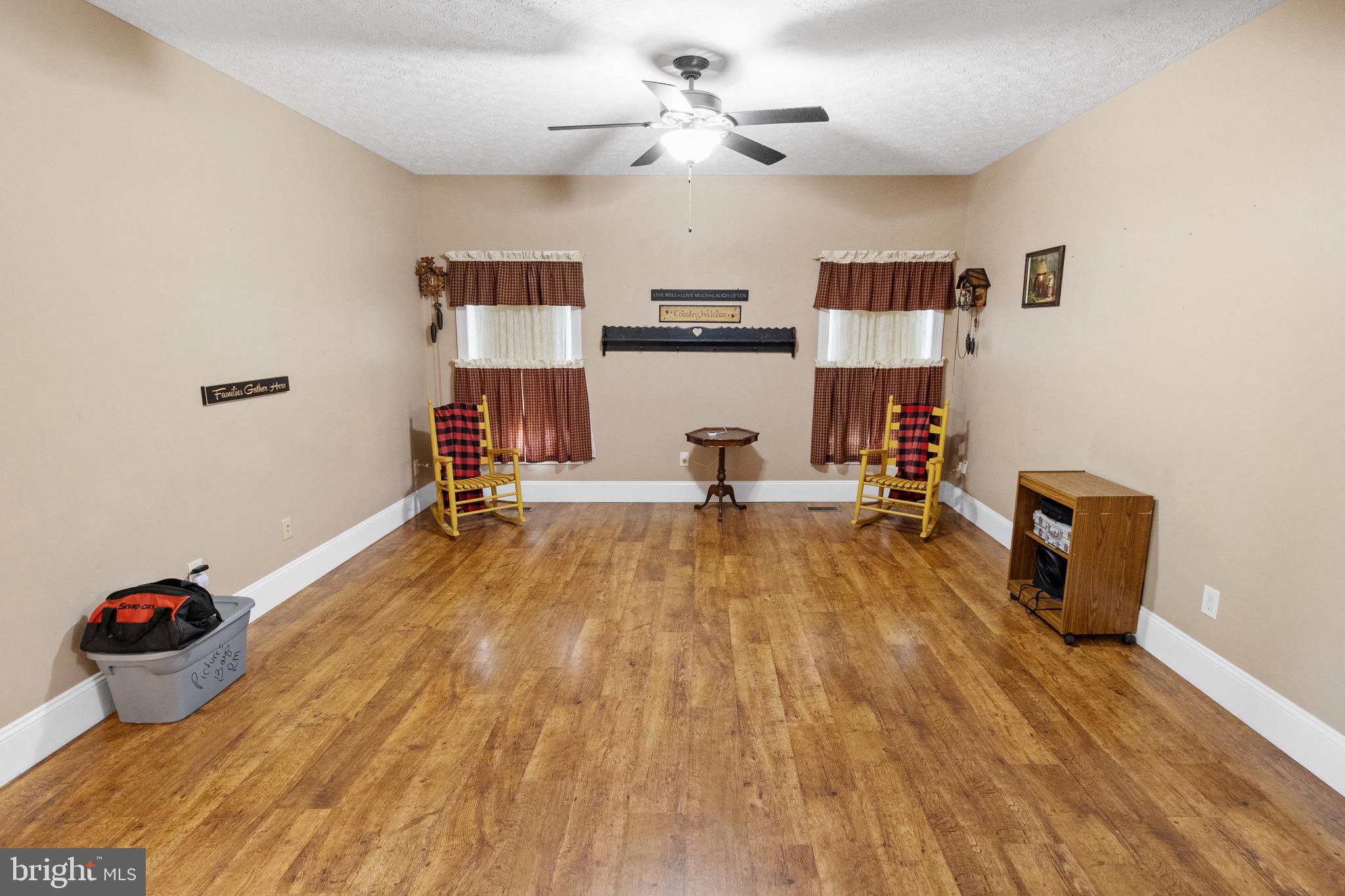 MARTINSBURG CITY - Residential