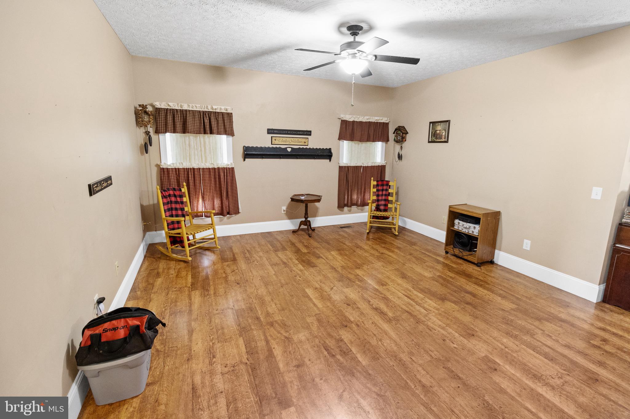 MARTINSBURG CITY - Residential