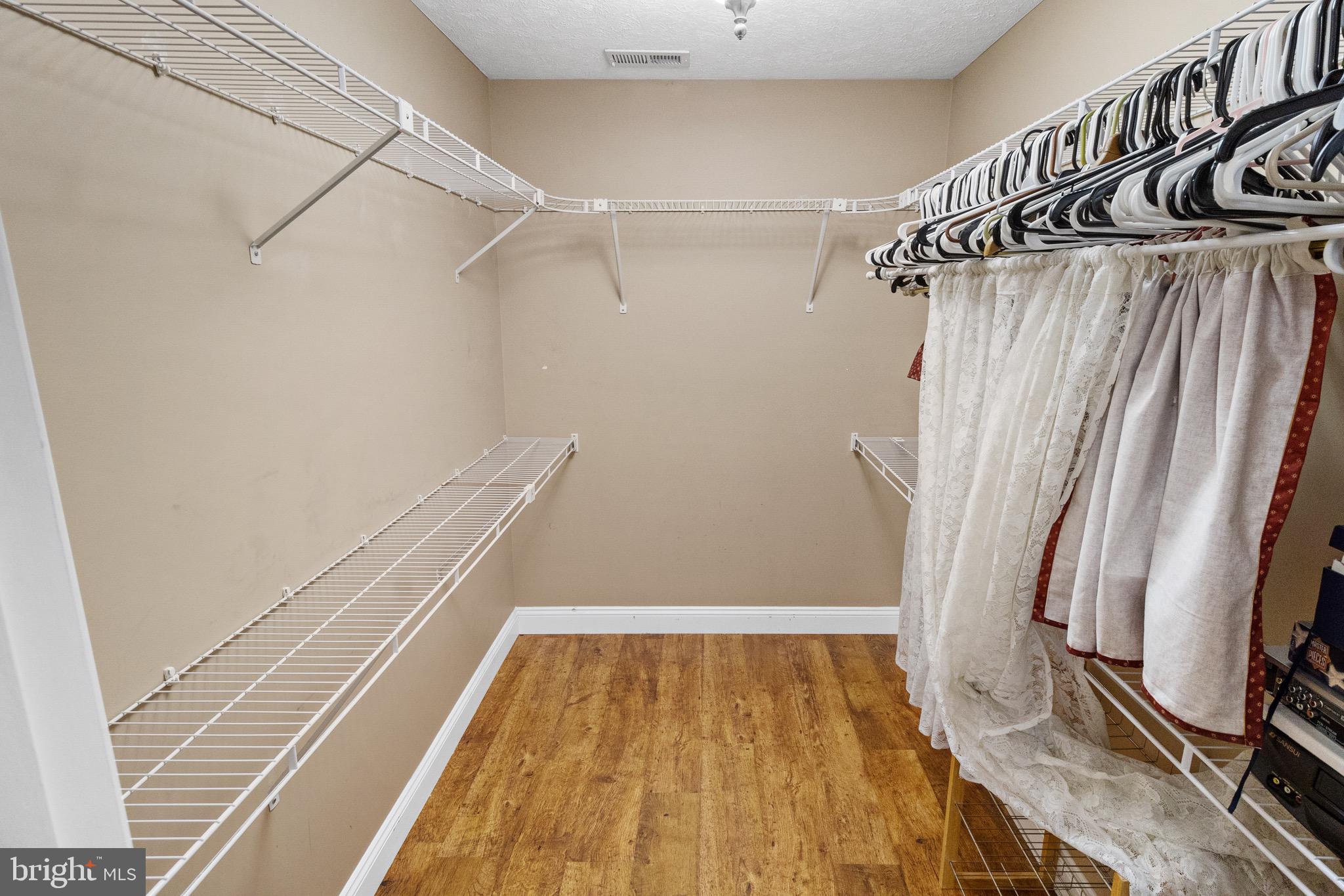 MARTINSBURG CITY - Residential