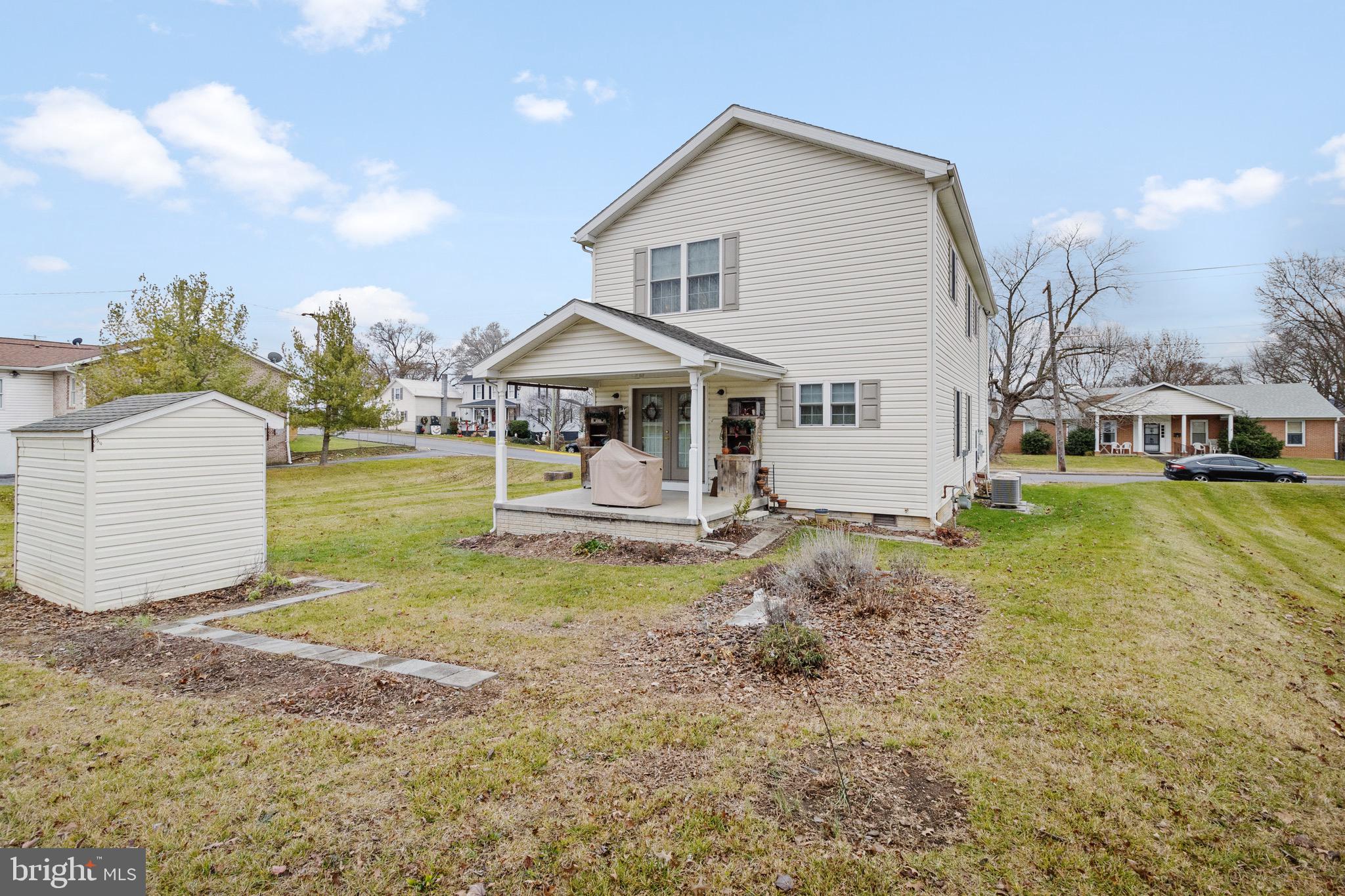 MARTINSBURG CITY - Residential