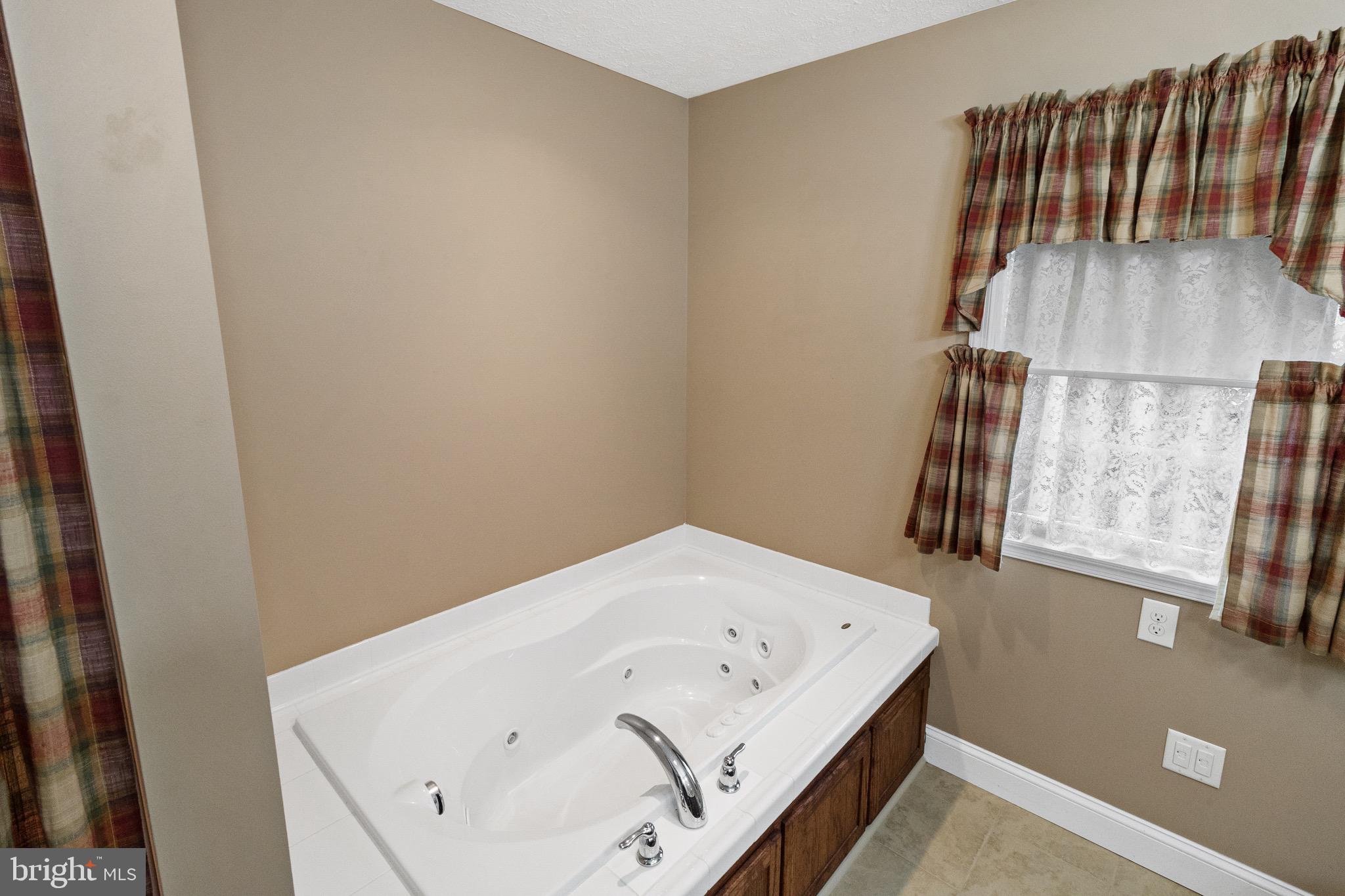 MARTINSBURG CITY - Residential