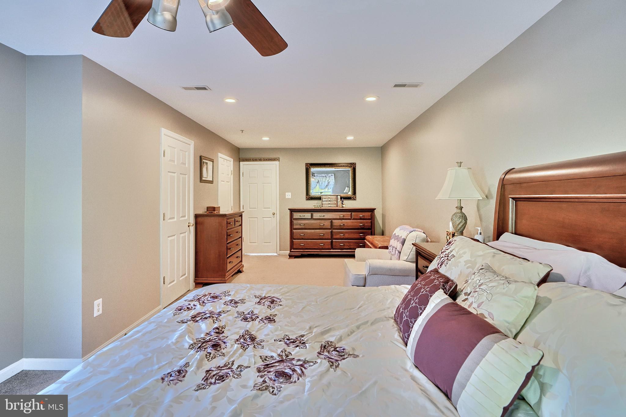 WINTERS RUN MANOR - Residential