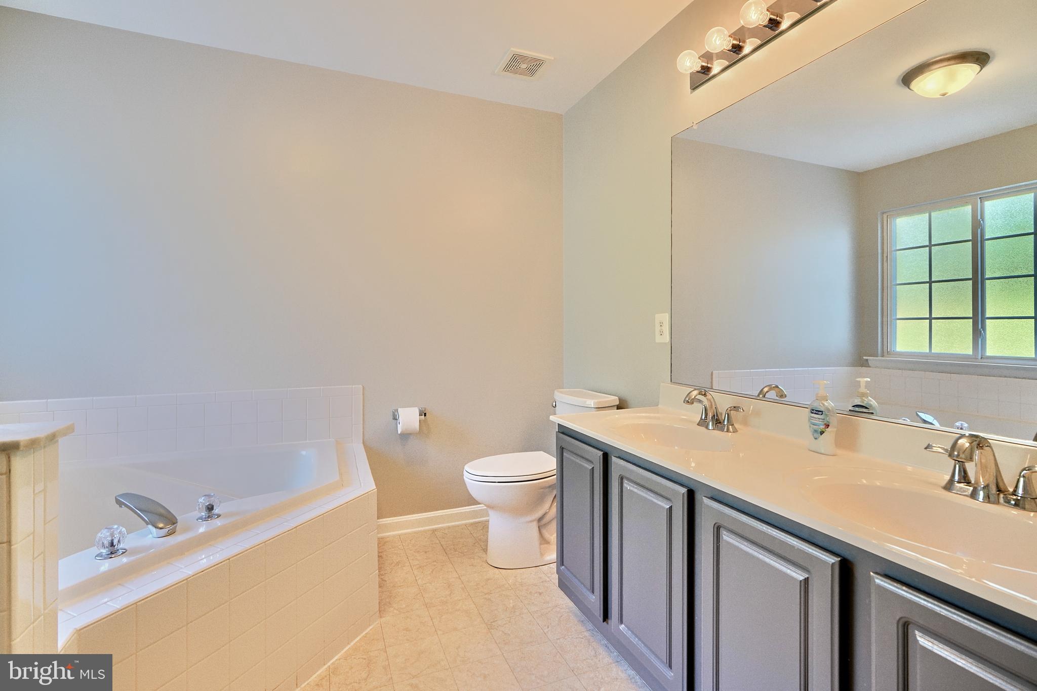 WINTERS RUN MANOR - Residential