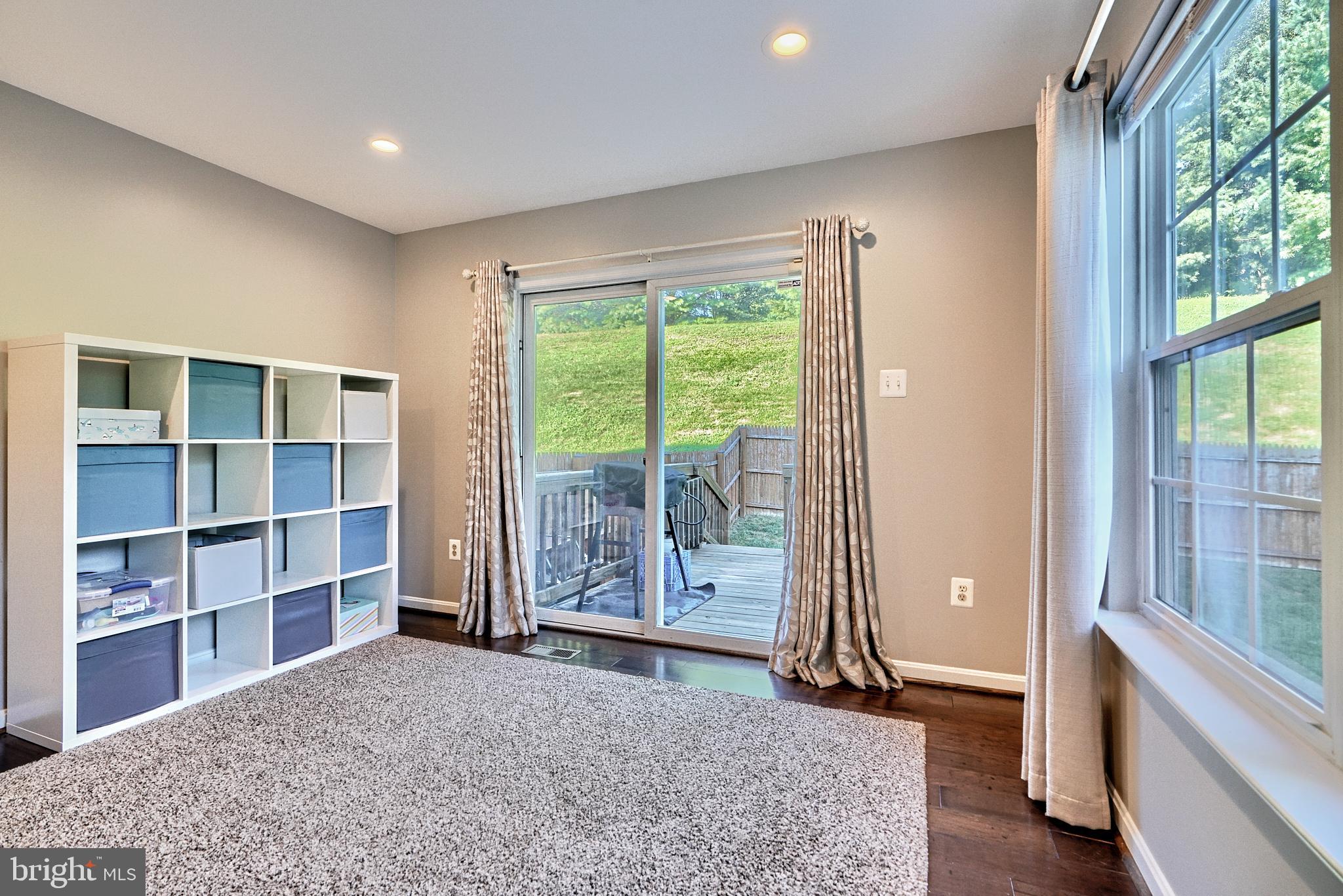 WINTERS RUN MANOR - Residential