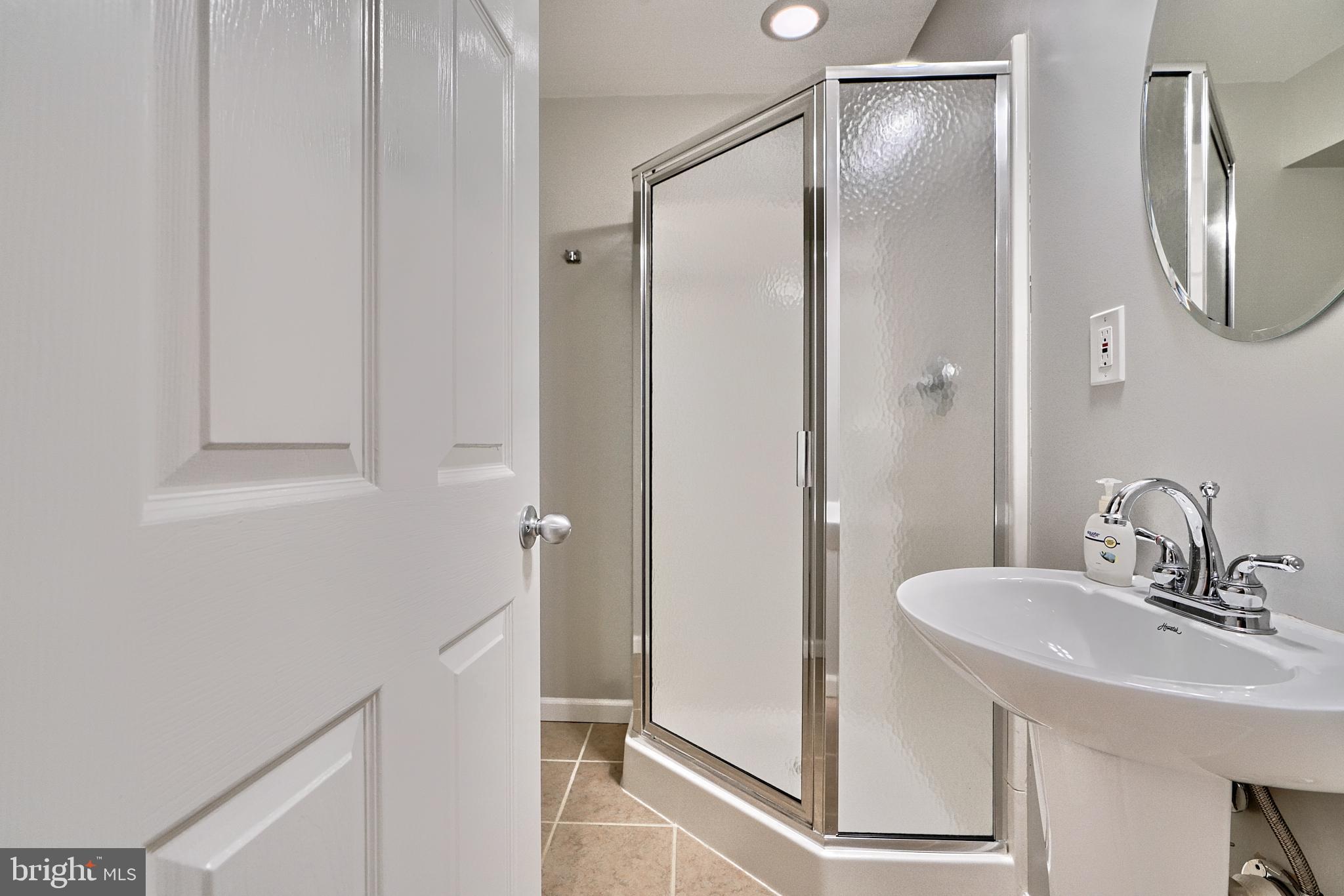 WINTERS RUN MANOR - Residential