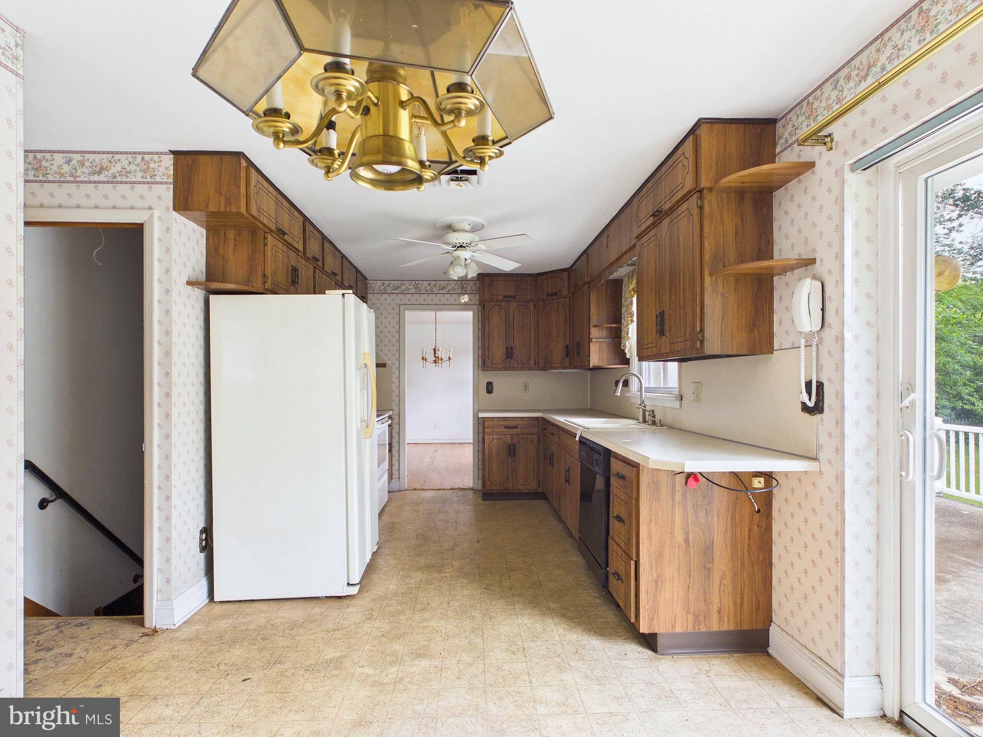 CAMP HILL - Residential