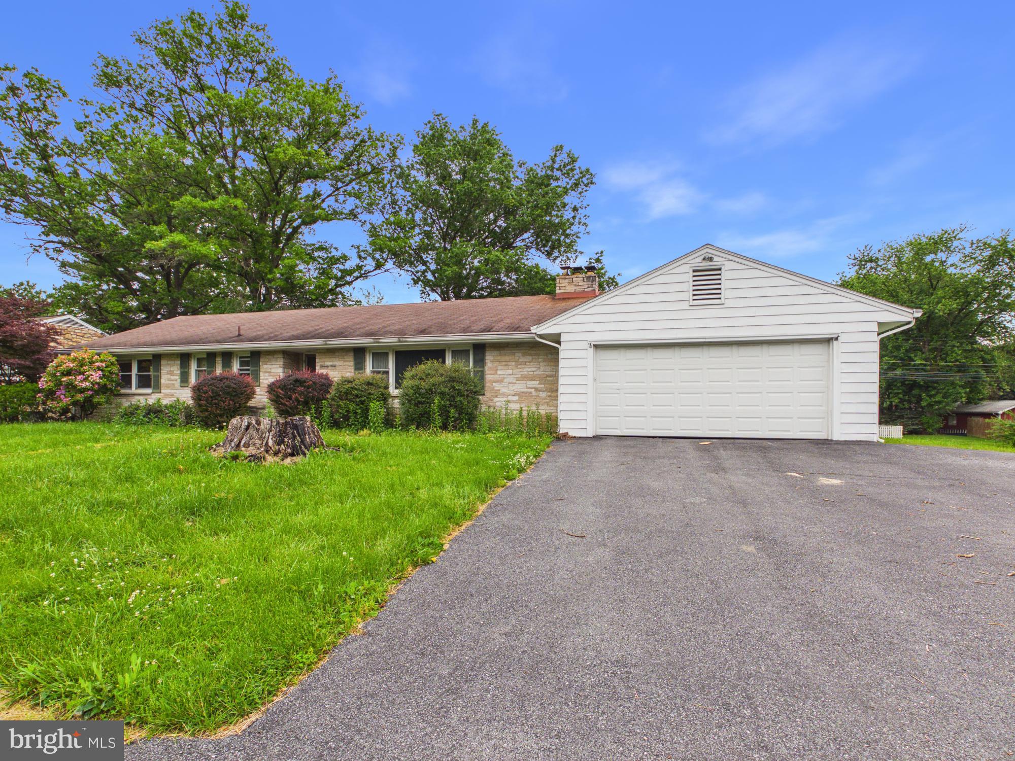 CAMP HILL - Residential