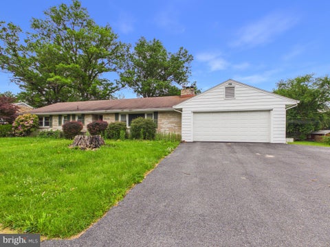 Homes For Sale - 29 Central Boulevard<br/> Cumberland County, CAMP HILL, PA 17011