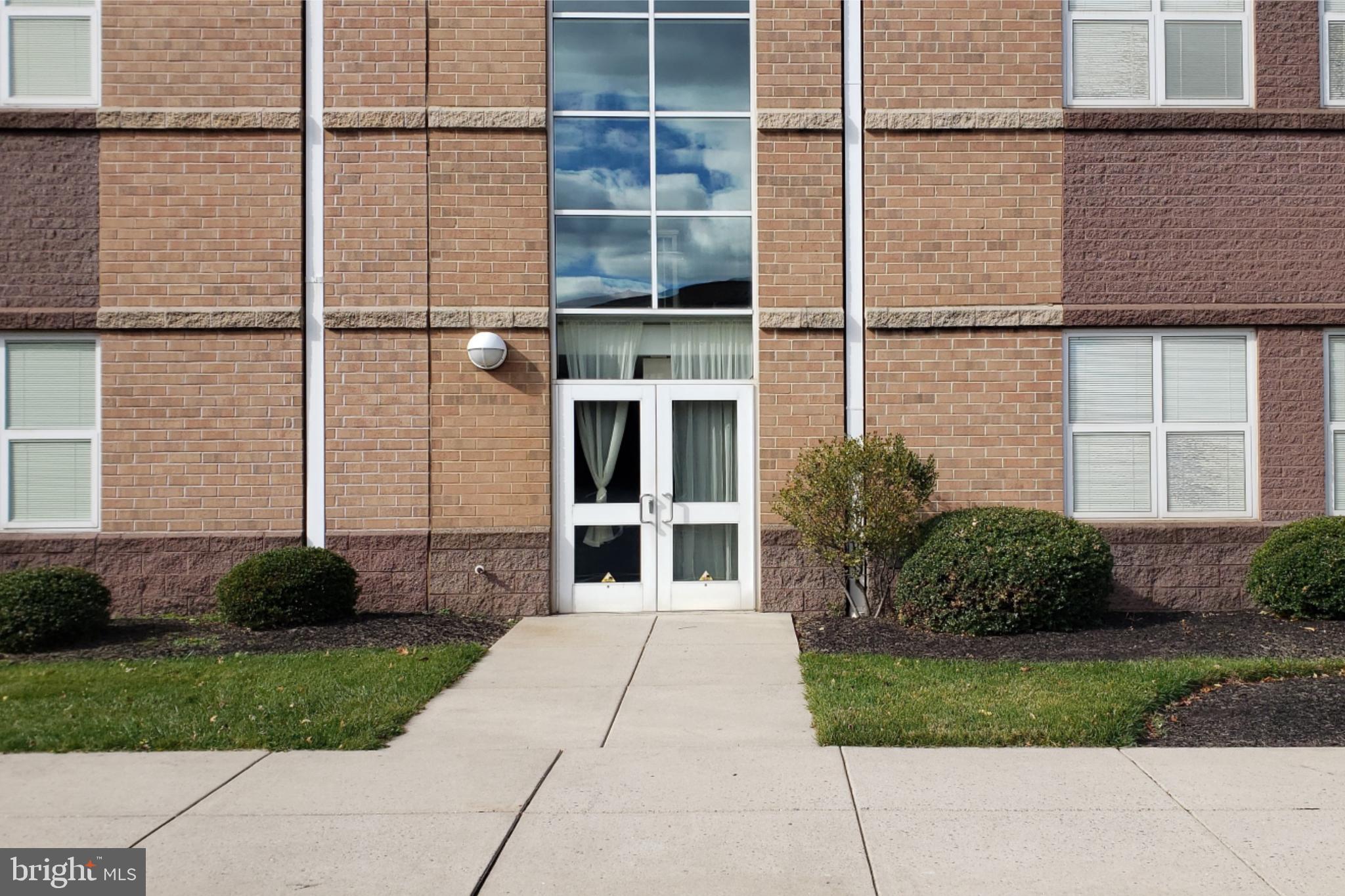 203 CHURCH ROAD UPPER LEVEL