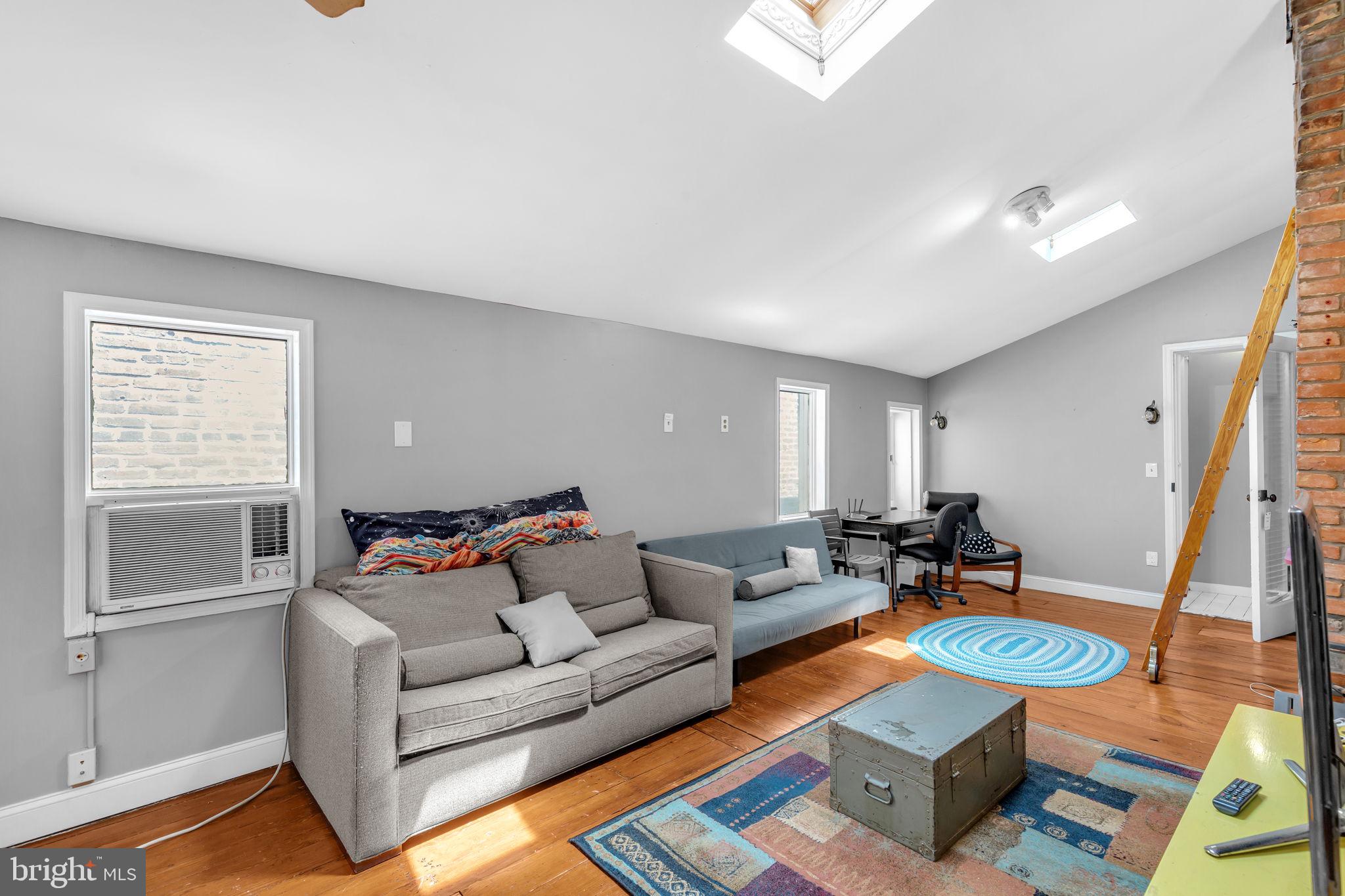FEDERAL HILL HISTORIC DISTRICT - Residential