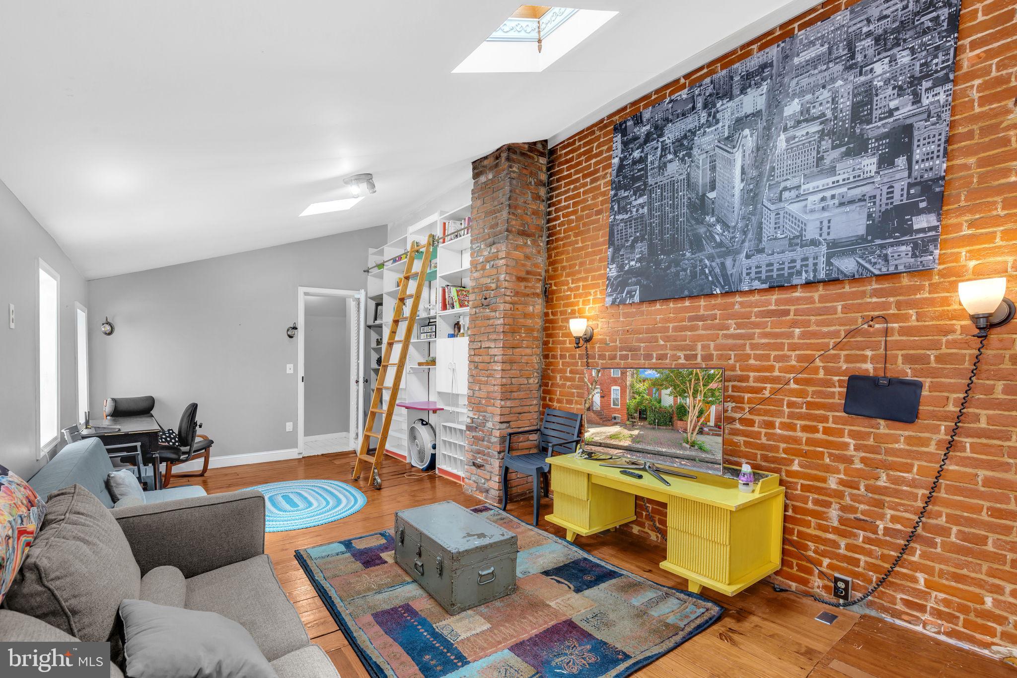 FEDERAL HILL HISTORIC DISTRICT - Residential