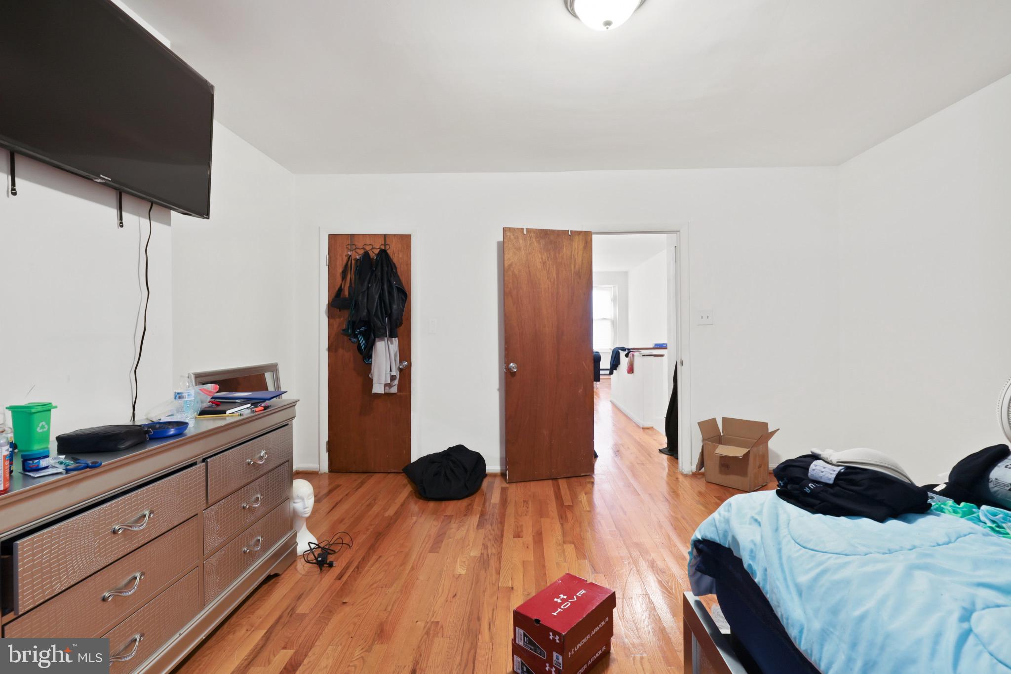 RESERVOIR HILL - Residential