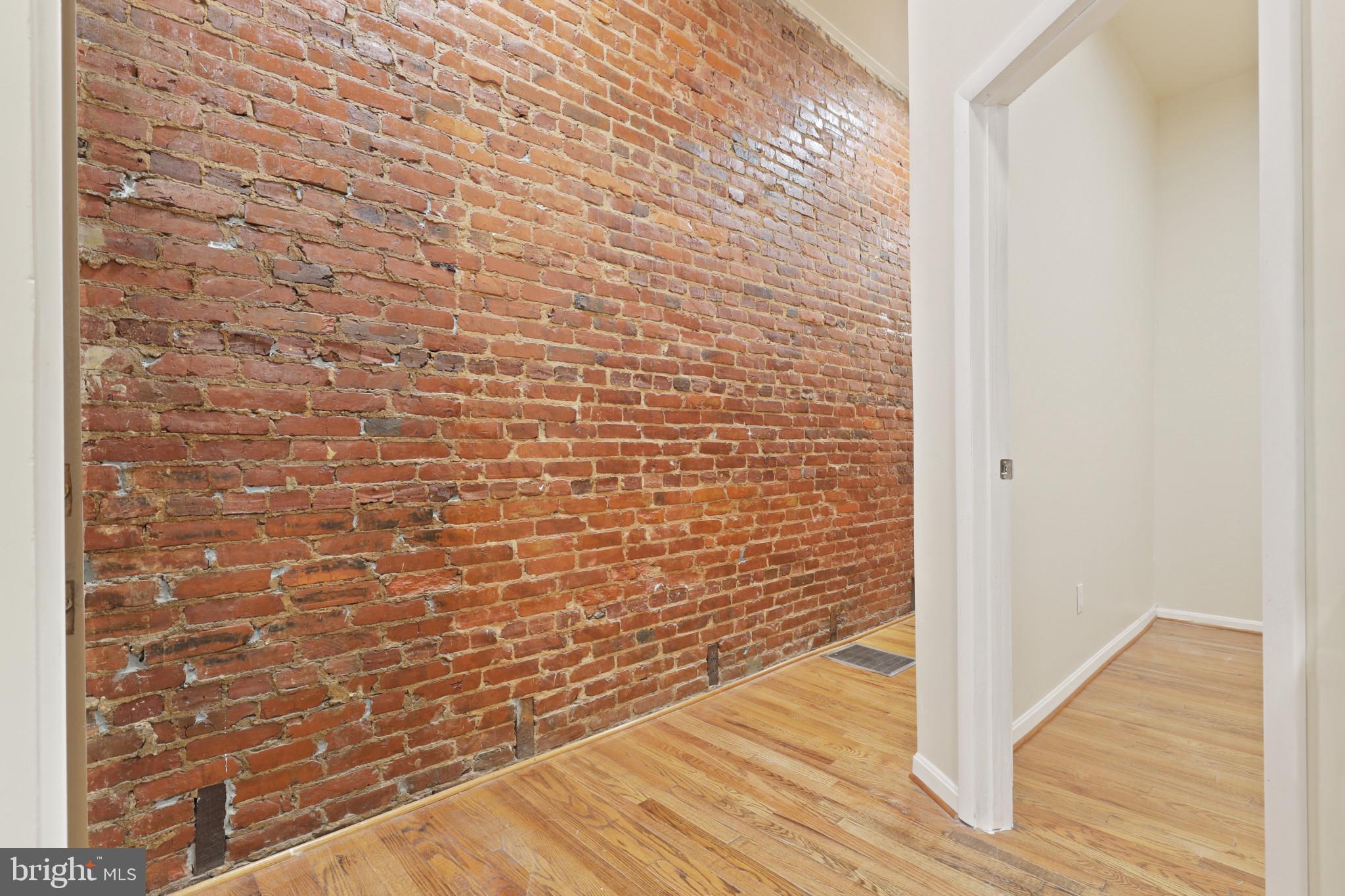 RESERVOIR HILL - Residential