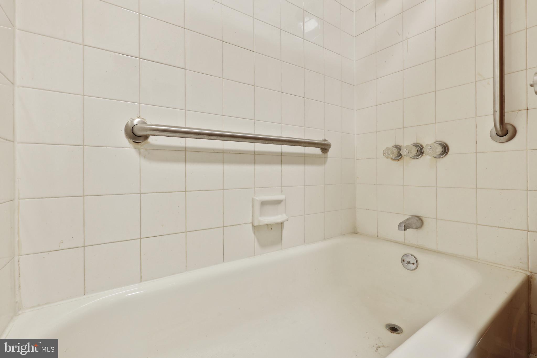 RESERVOIR HILL - Residential