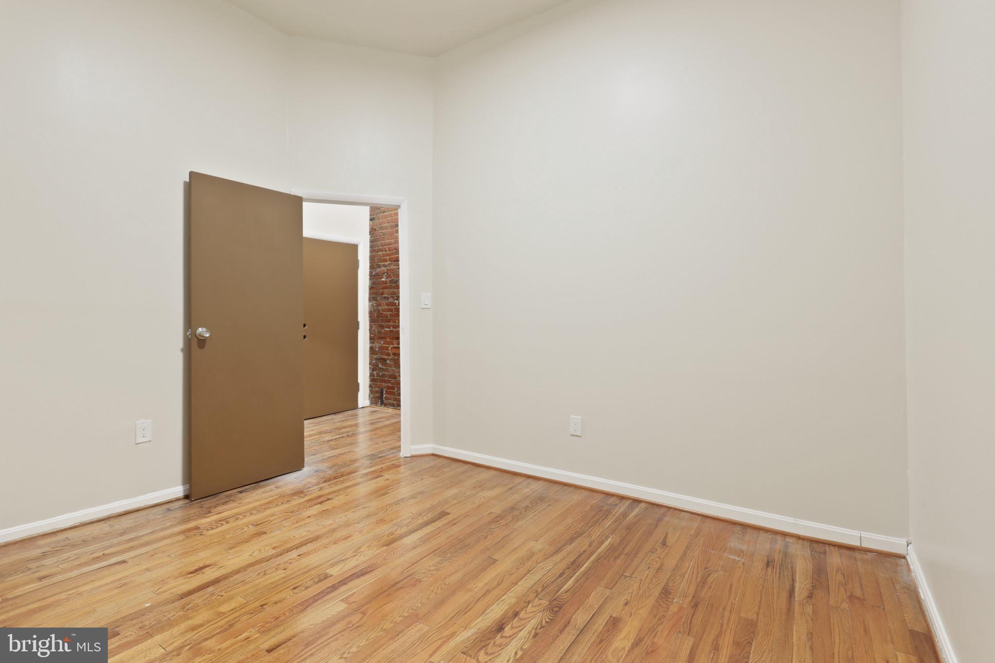 RESERVOIR HILL - Residential