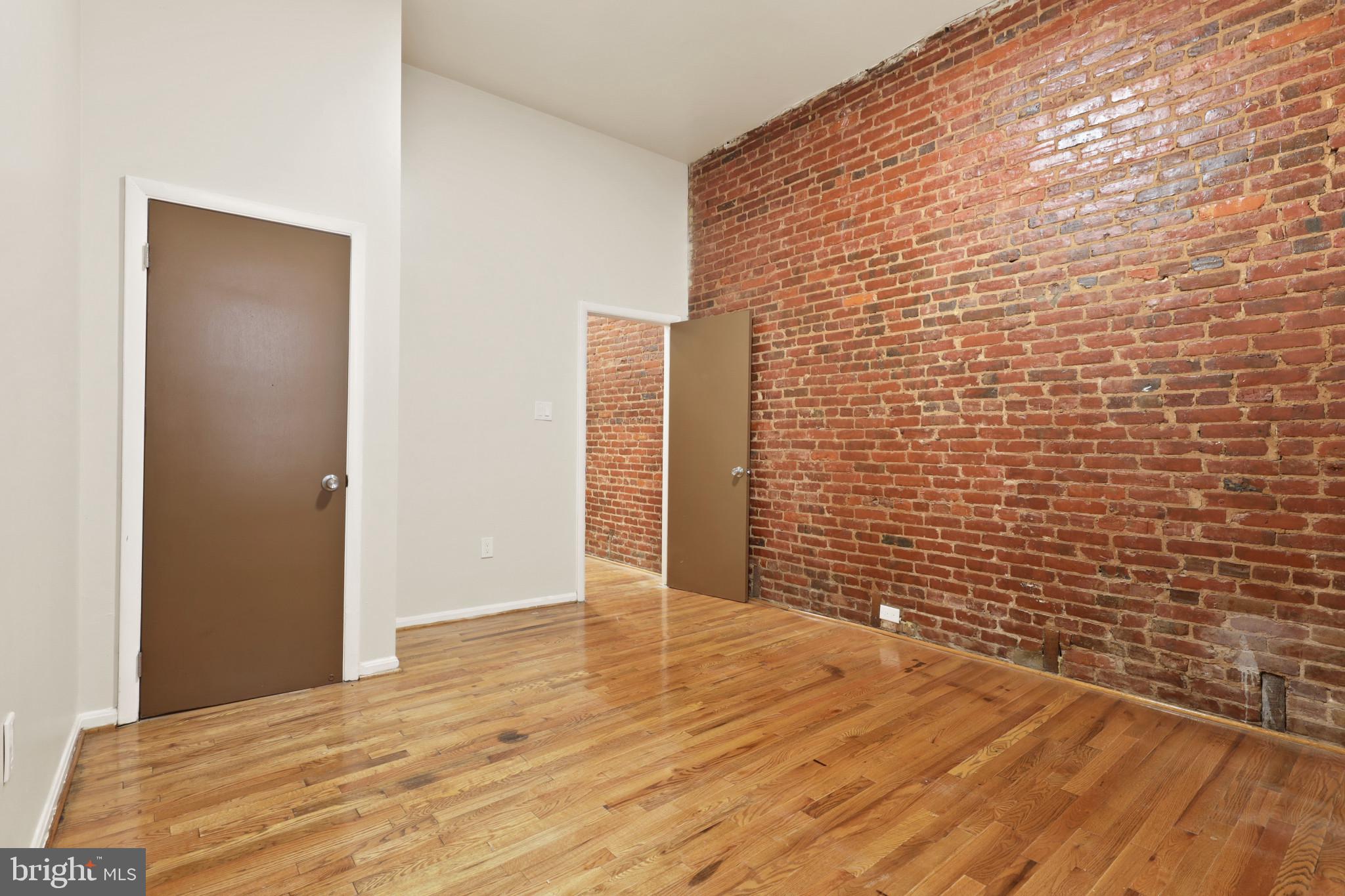 RESERVOIR HILL - Residential