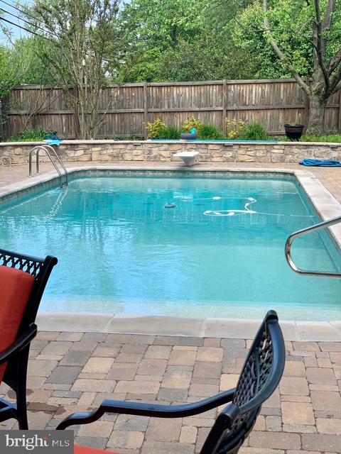 ANNAPOLIS LANDING - Residential