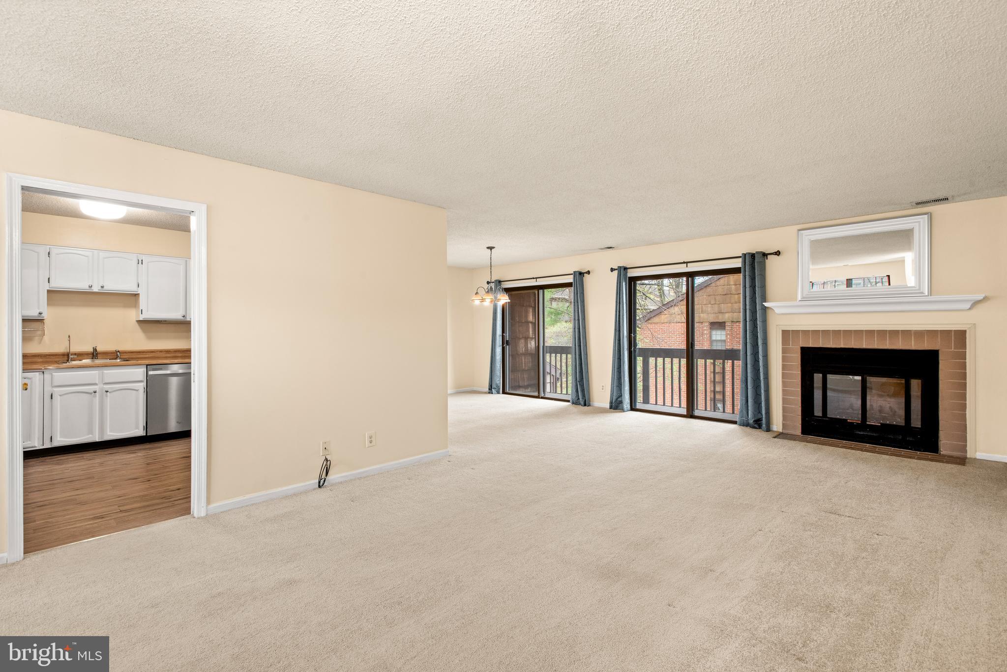 EMBASSY COURT - Residential Lease