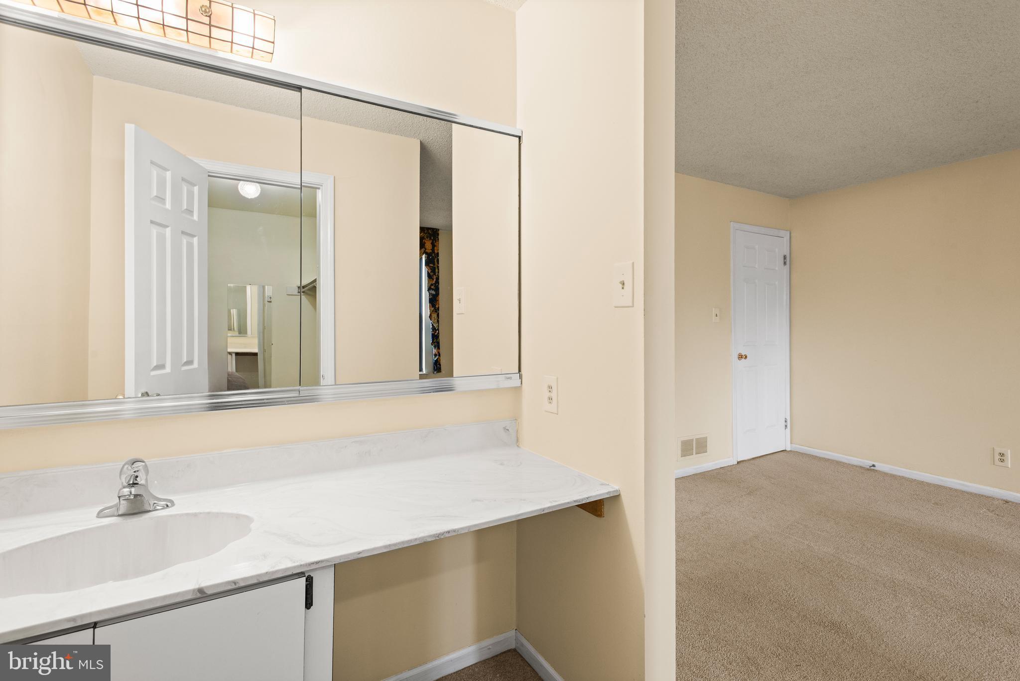 EMBASSY COURT - Residential Lease