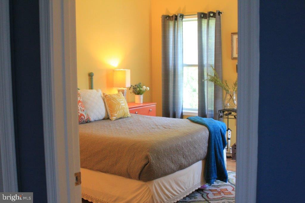 SHERWOOD COURT - Residential