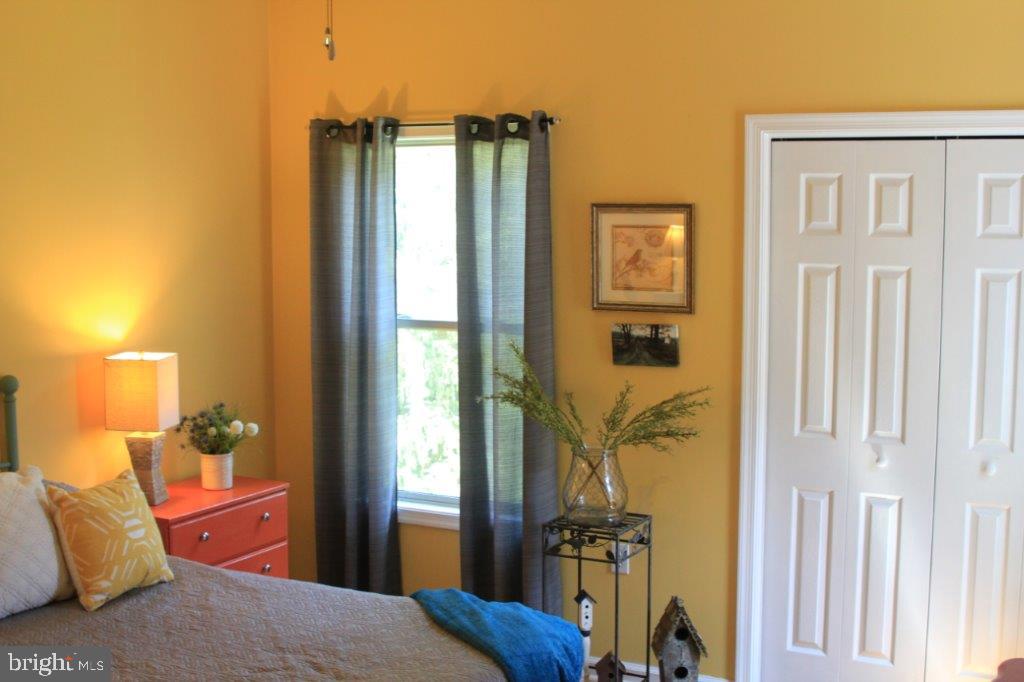 SHERWOOD COURT - Residential