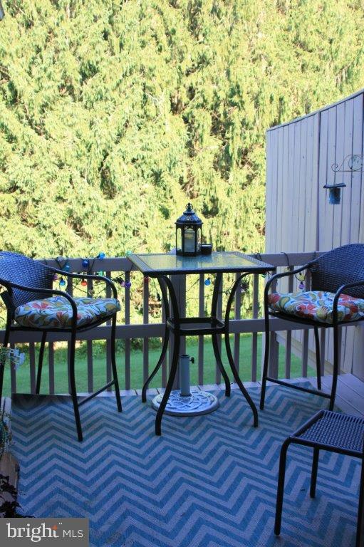 SHERWOOD COURT - Residential