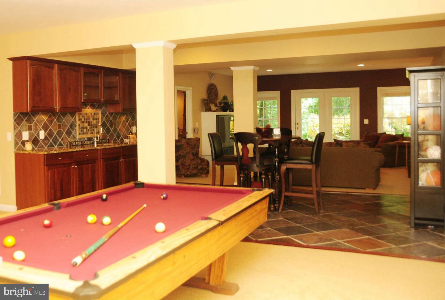 LANSDOWNE ON THE POTOMAC - Residential Lease