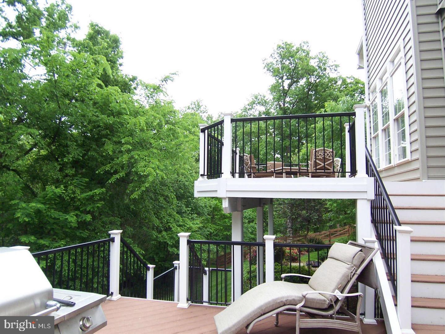 LANSDOWNE ON THE POTOMAC - Residential Lease