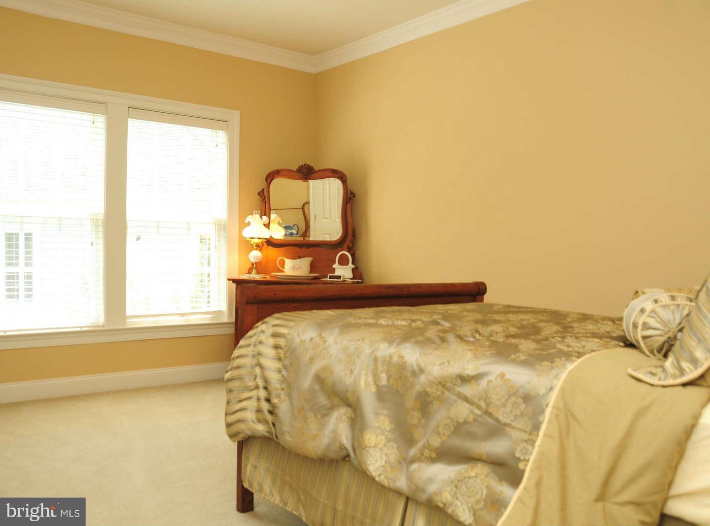 LANSDOWNE ON THE POTOMAC - Residential Lease