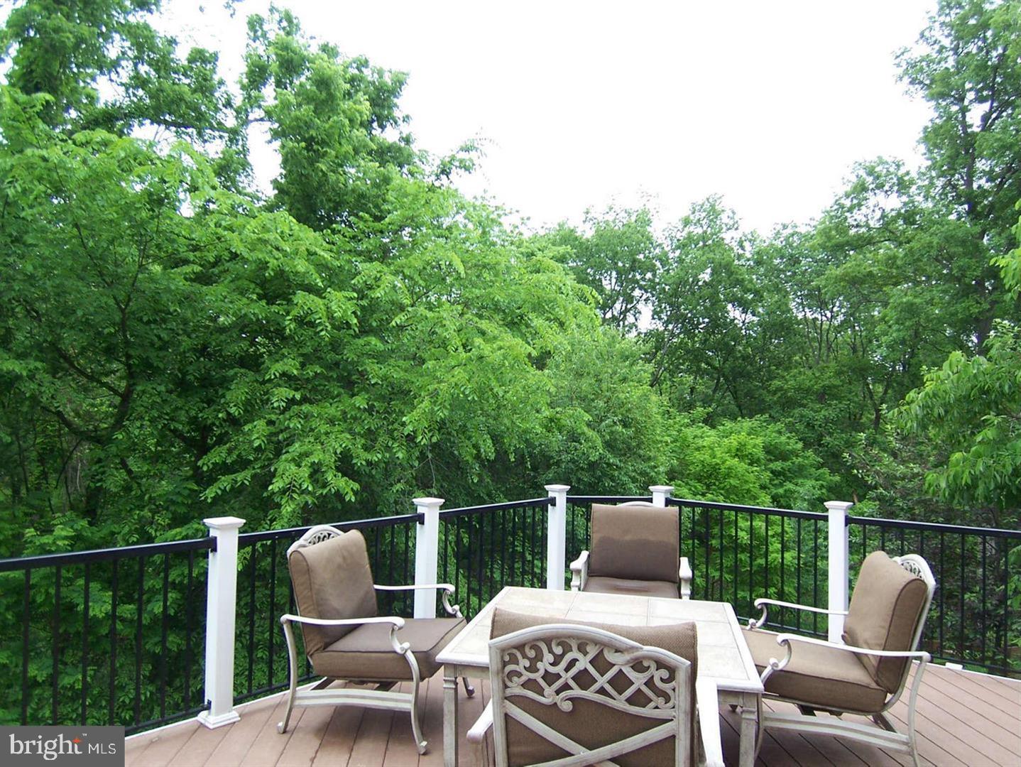 LANSDOWNE ON THE POTOMAC - Residential Lease