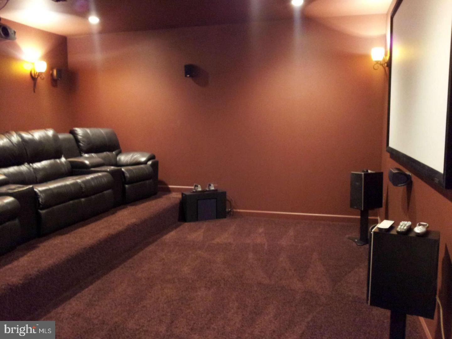 LANSDOWNE ON THE POTOMAC - Residential Lease