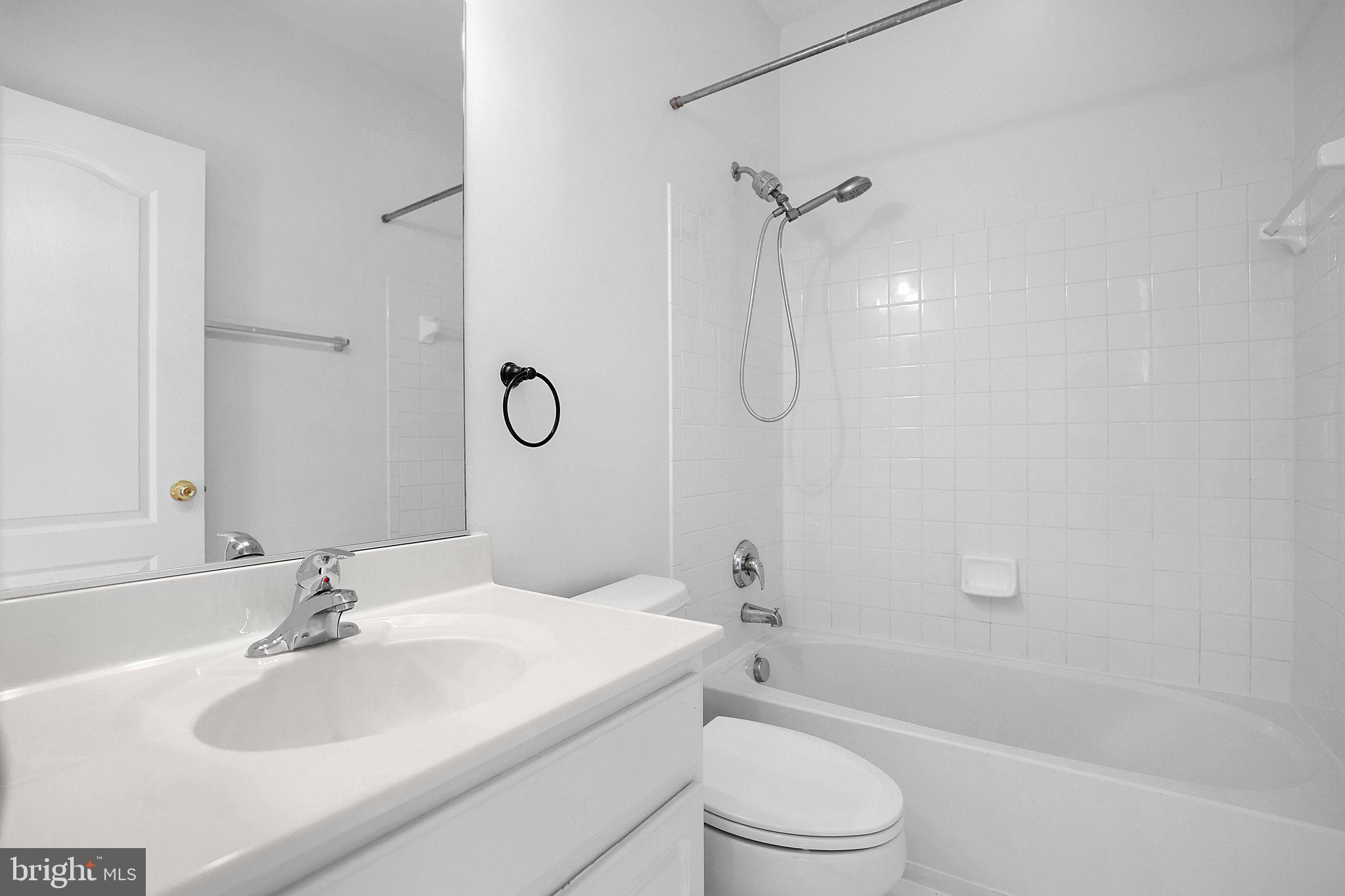 CLARKSBURG TOWN CENTER - Residential Lease