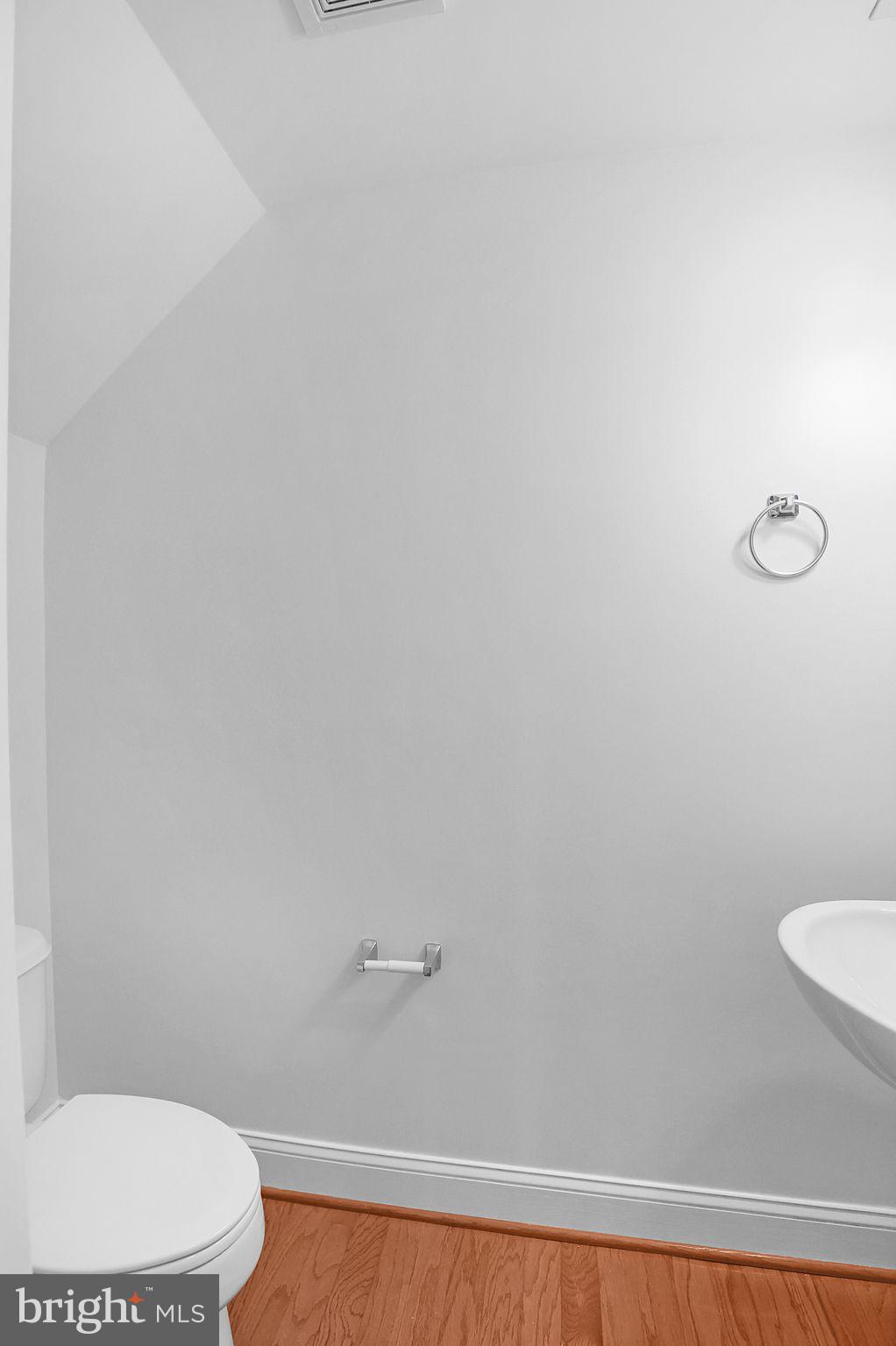 CLARKSBURG TOWN CENTER - Residential Lease