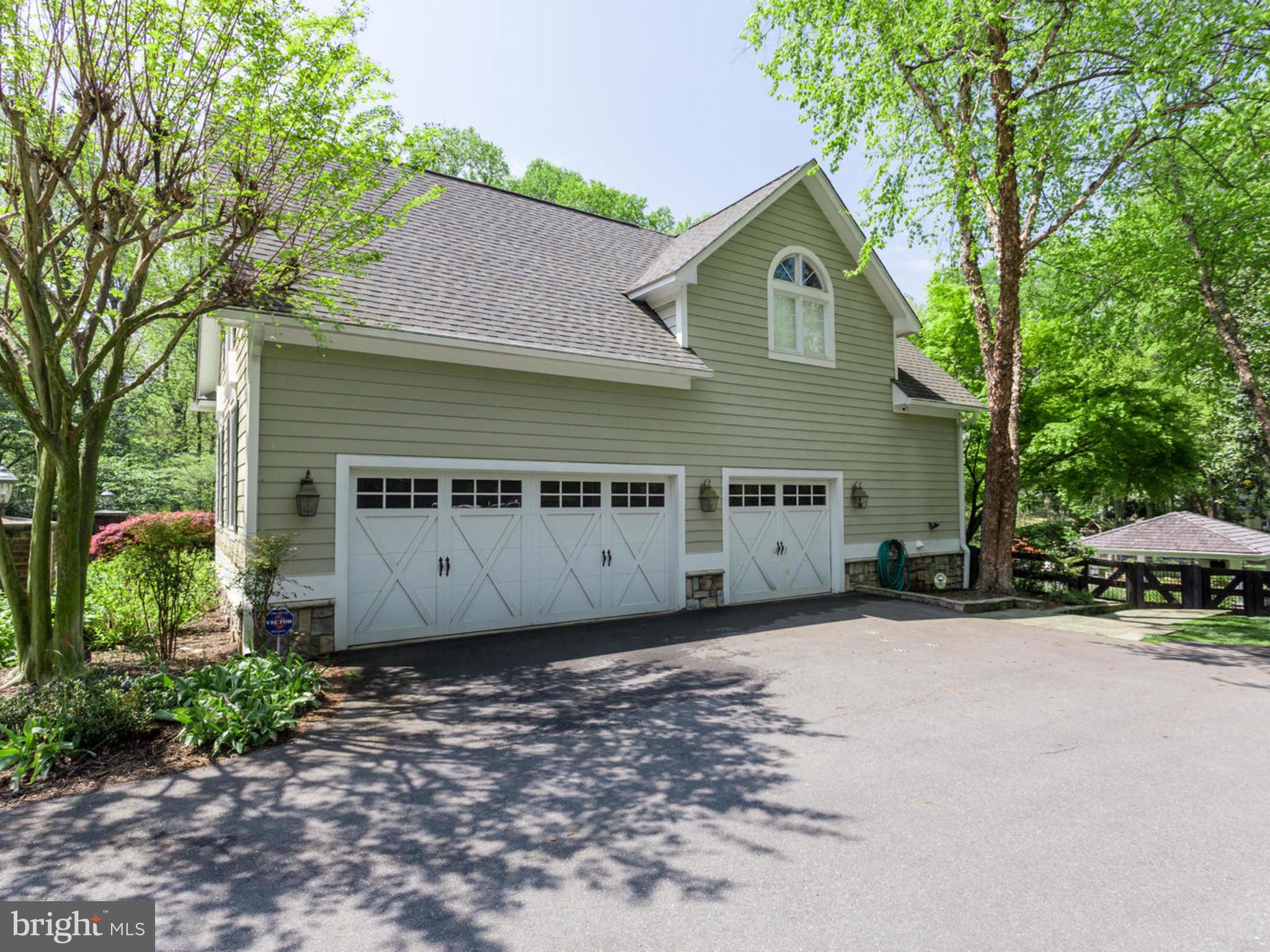 SLEEPY HOLLOW - Residential